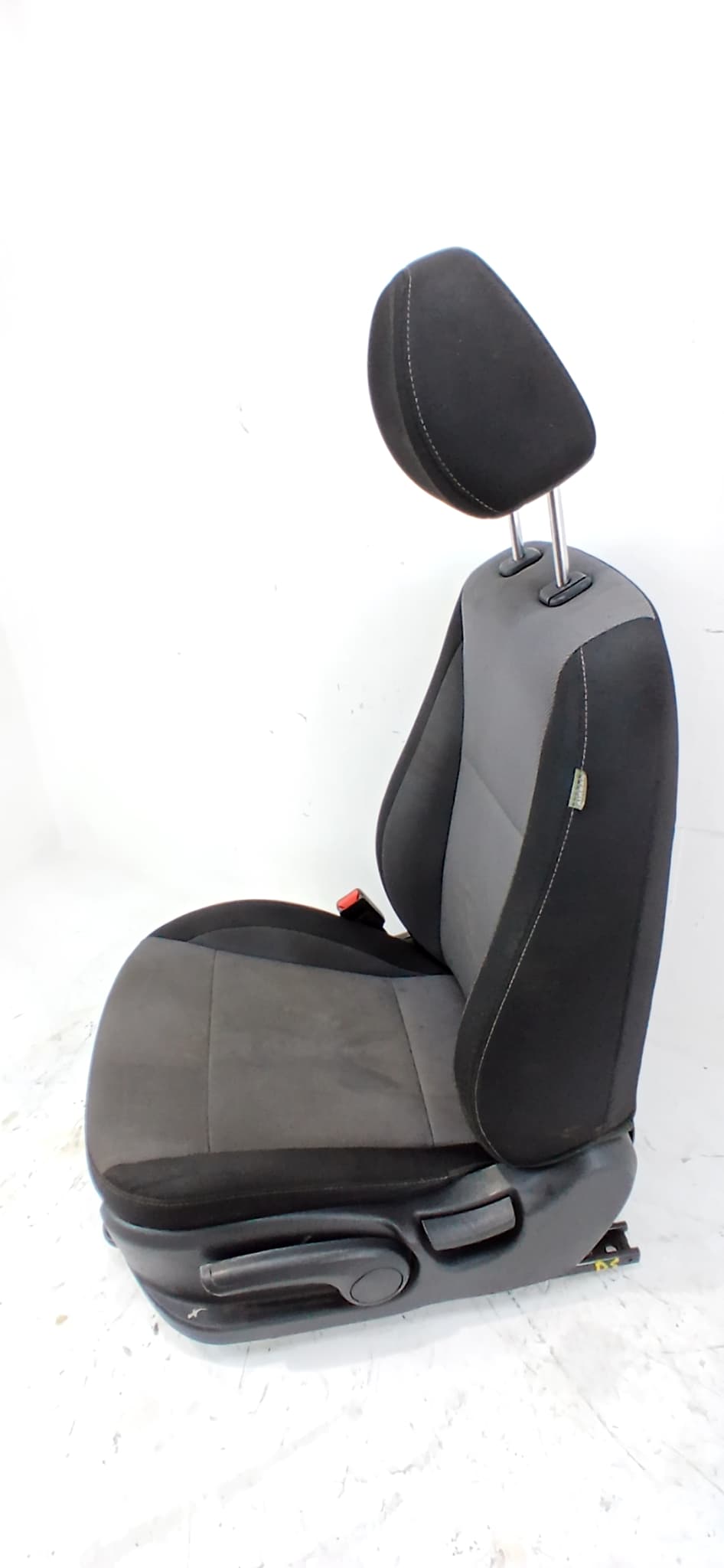 Asiento delantero izquierdo HYUNDAI I20 3