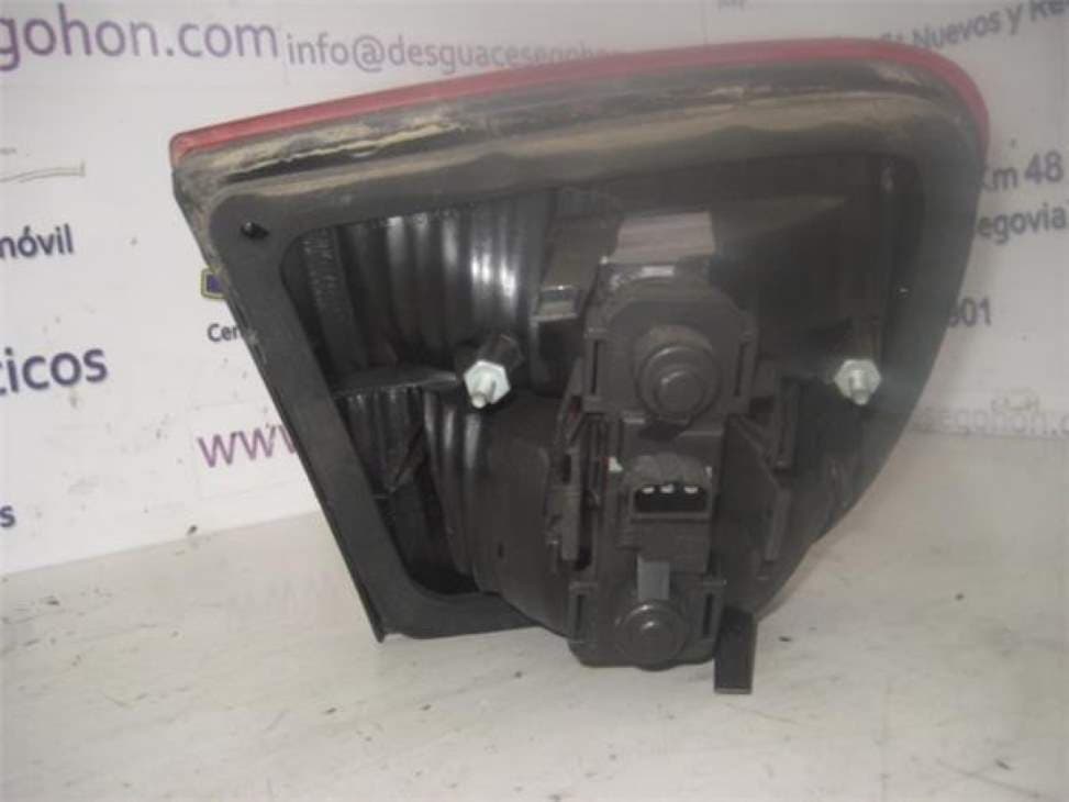 Piloto trasero derecho interior SEAT LEON (1M1) 2