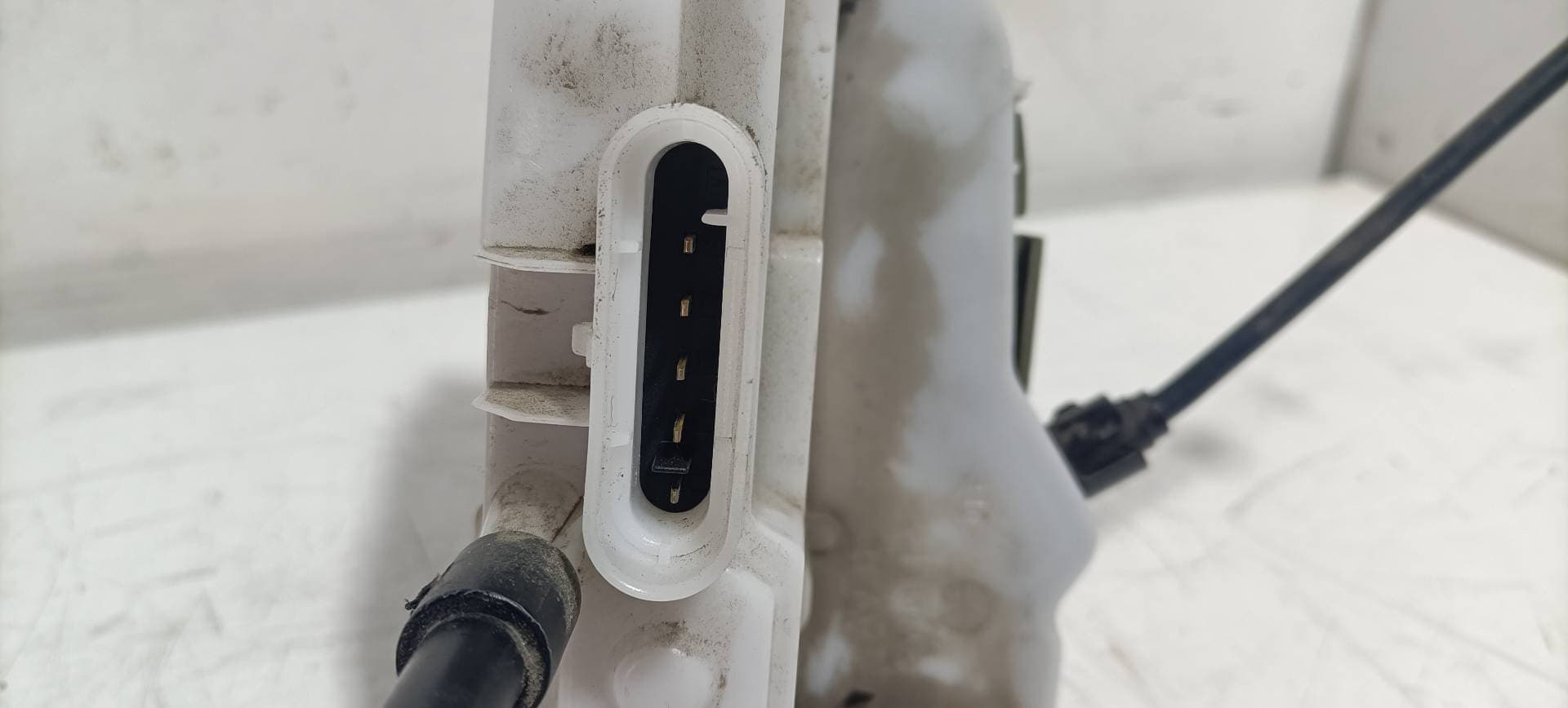 Cerradura puerta delantera izquierda CITROEN C3 2