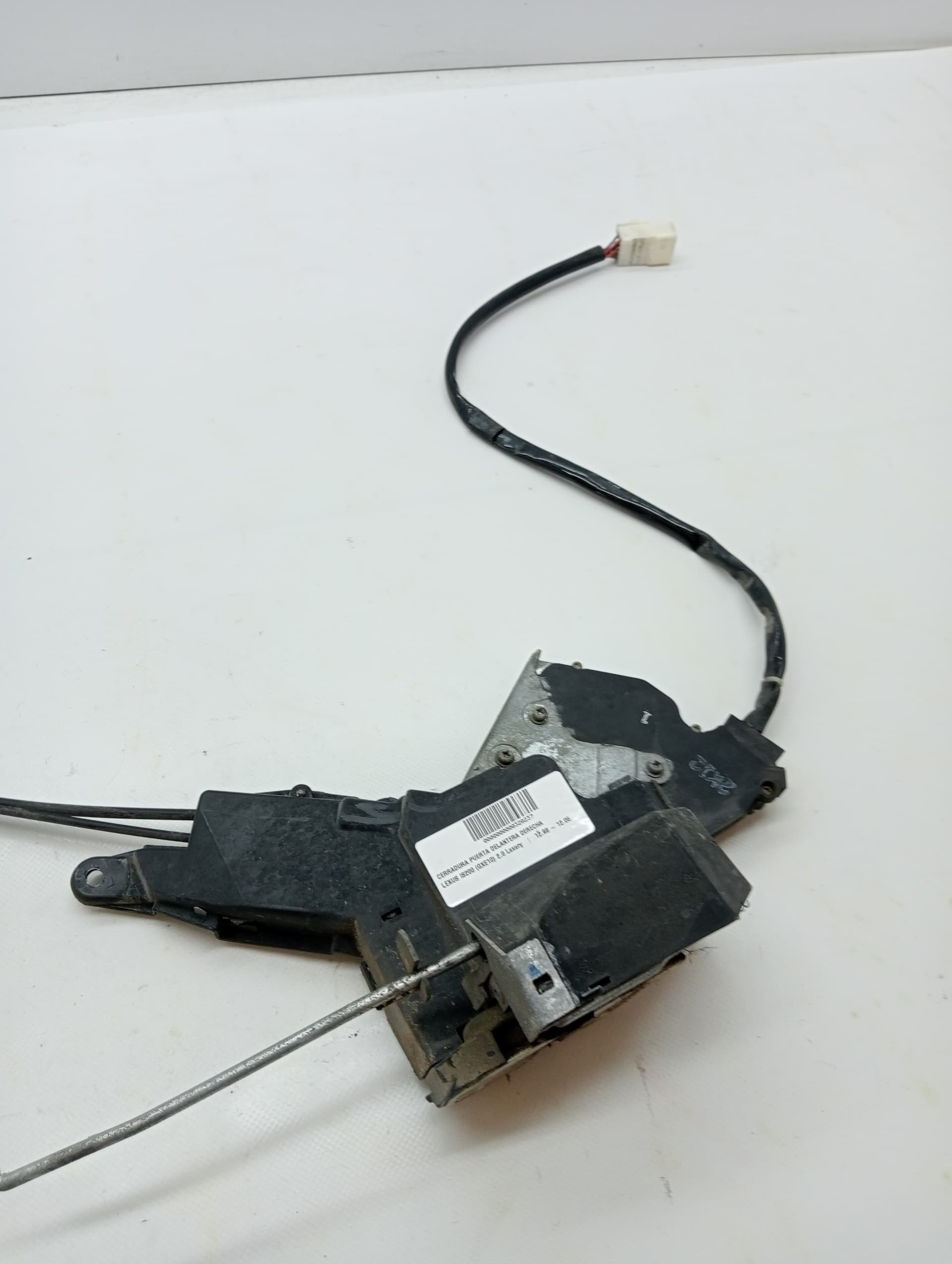 Cerradura puerta delantera derecha LEXUS IS200 (GXE10)