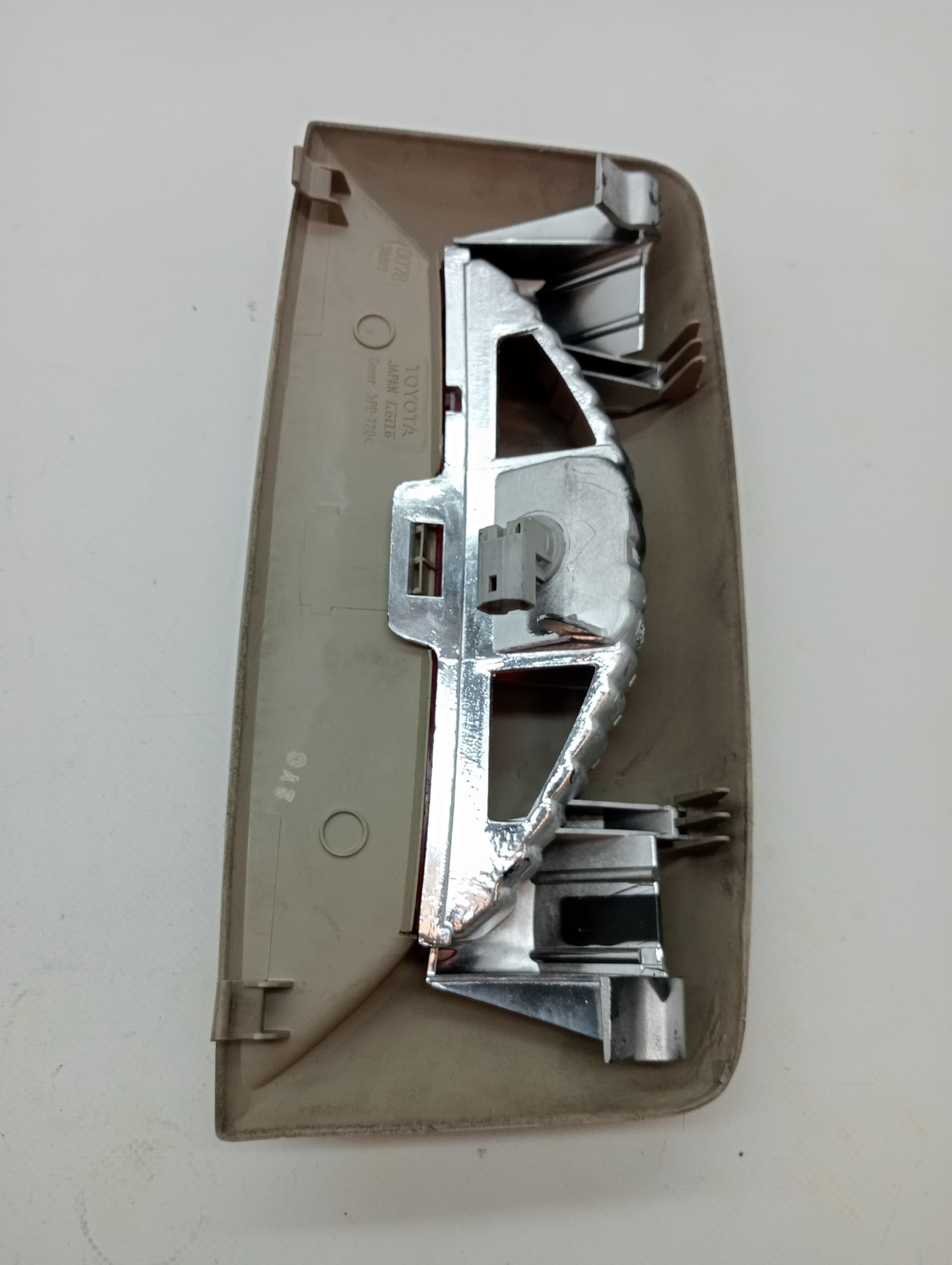 Luz central de freno LEXUS IS200 (GXE10) 2