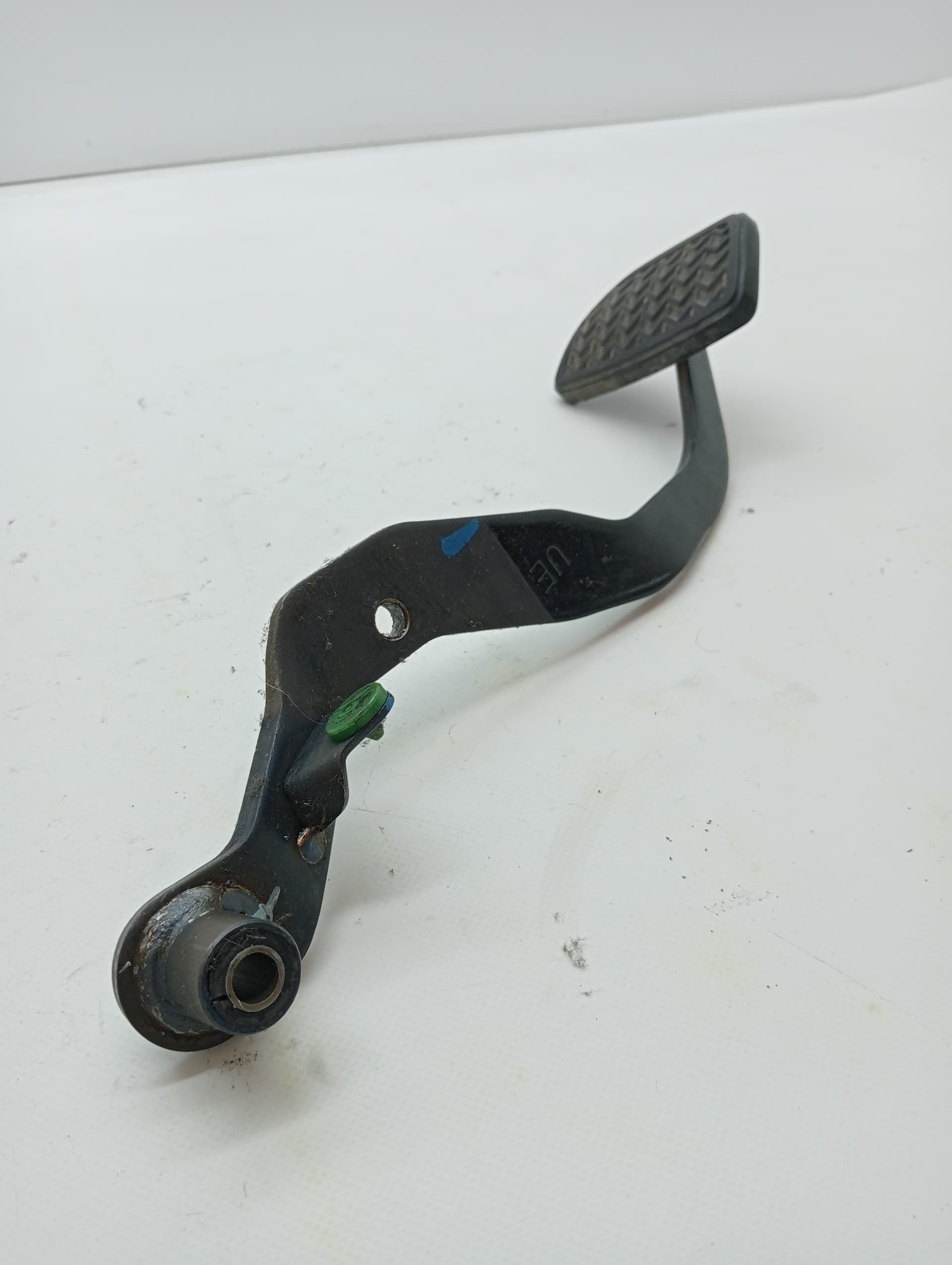 Pedal freno LEXUS IS200 (GXE10) 3