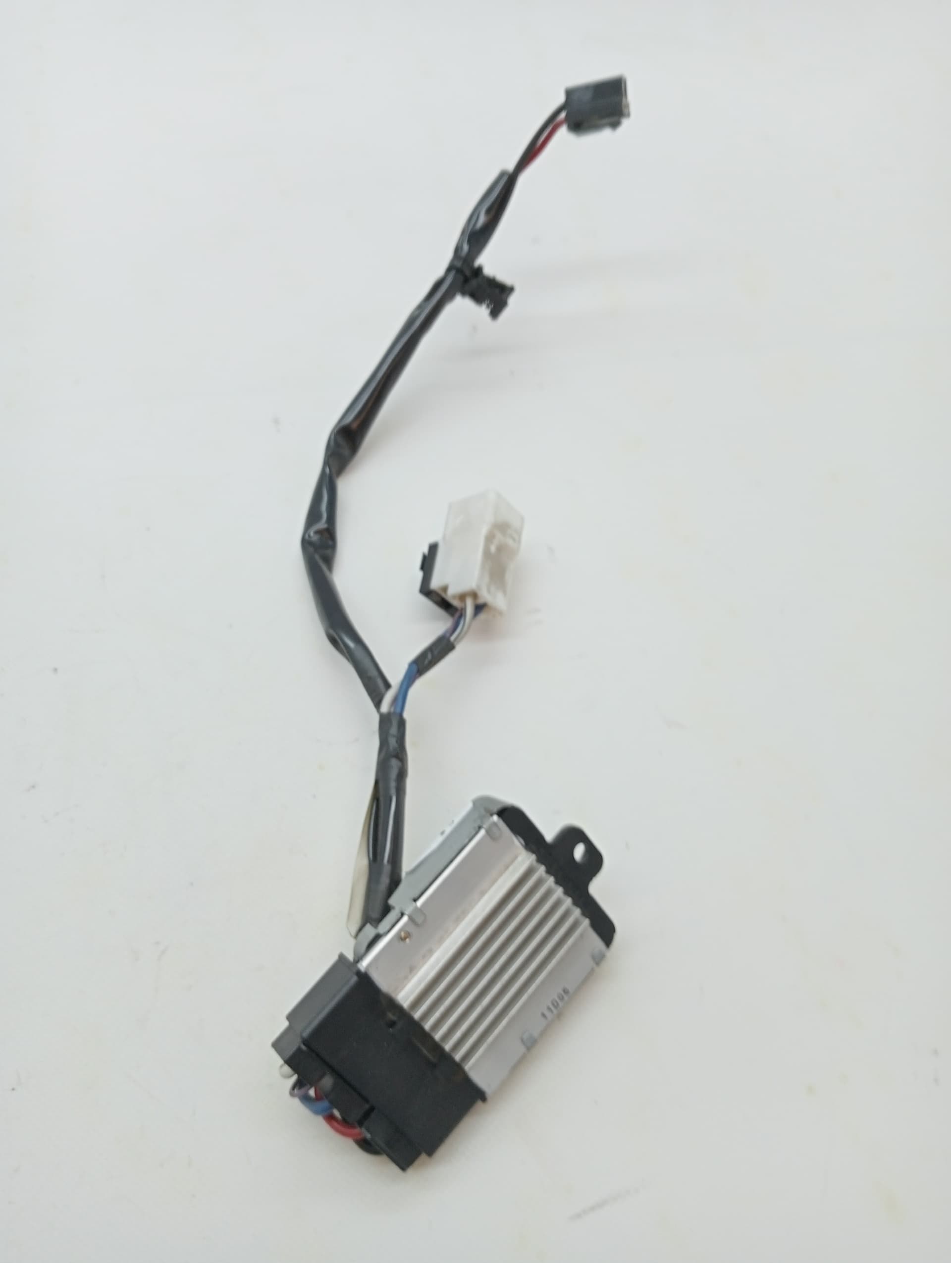Modulo electronico LEXUS IS200 (GXE10) 3