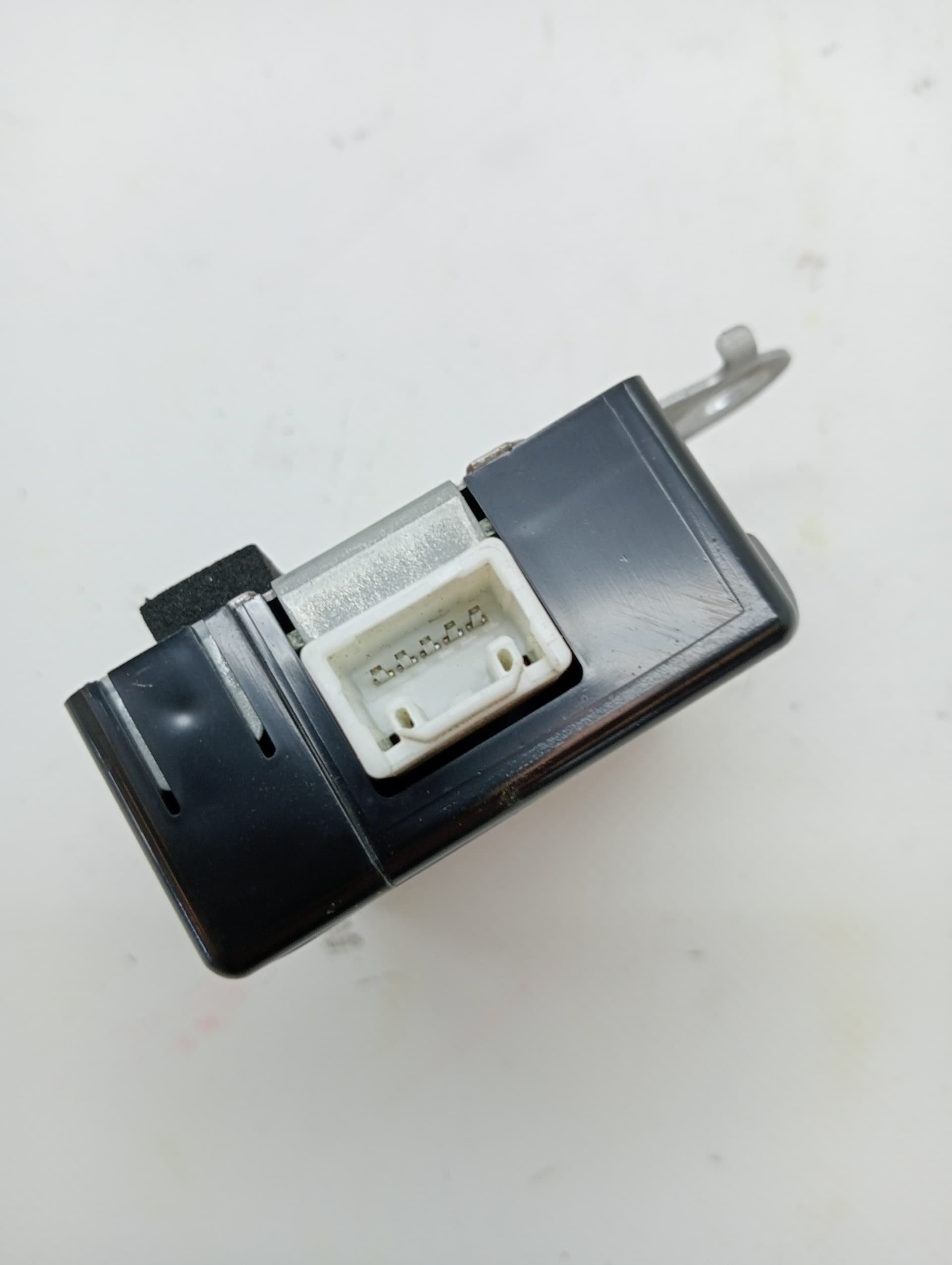 Modulo electronico LEXUS IS200 (GXE10)