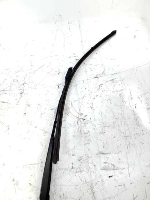 Brazo limpia delantero derecho OPEL CORSA F 3