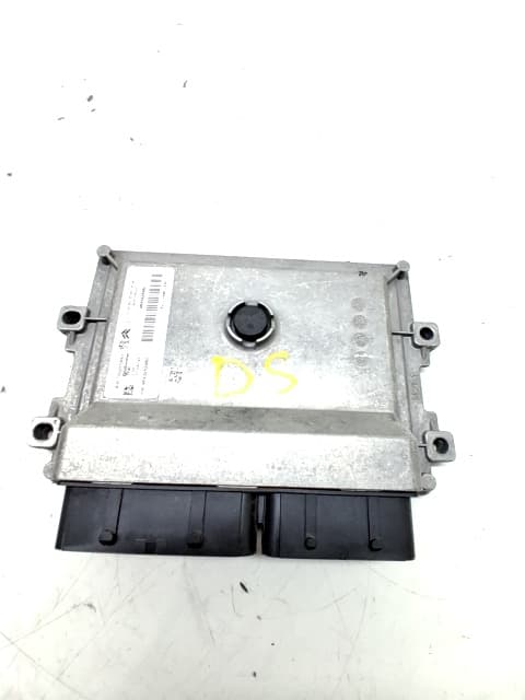 Centralita motor uce OPEL CORSA F 3