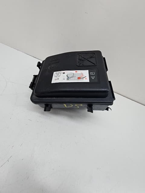 Caja reles / fusibles OPEL CORSA F 5