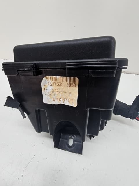 Caja reles / fusibles OPEL CORSA F 4