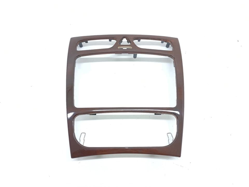 Plastico MERCEDES-BENZ CLASE C (W203) BERLINA