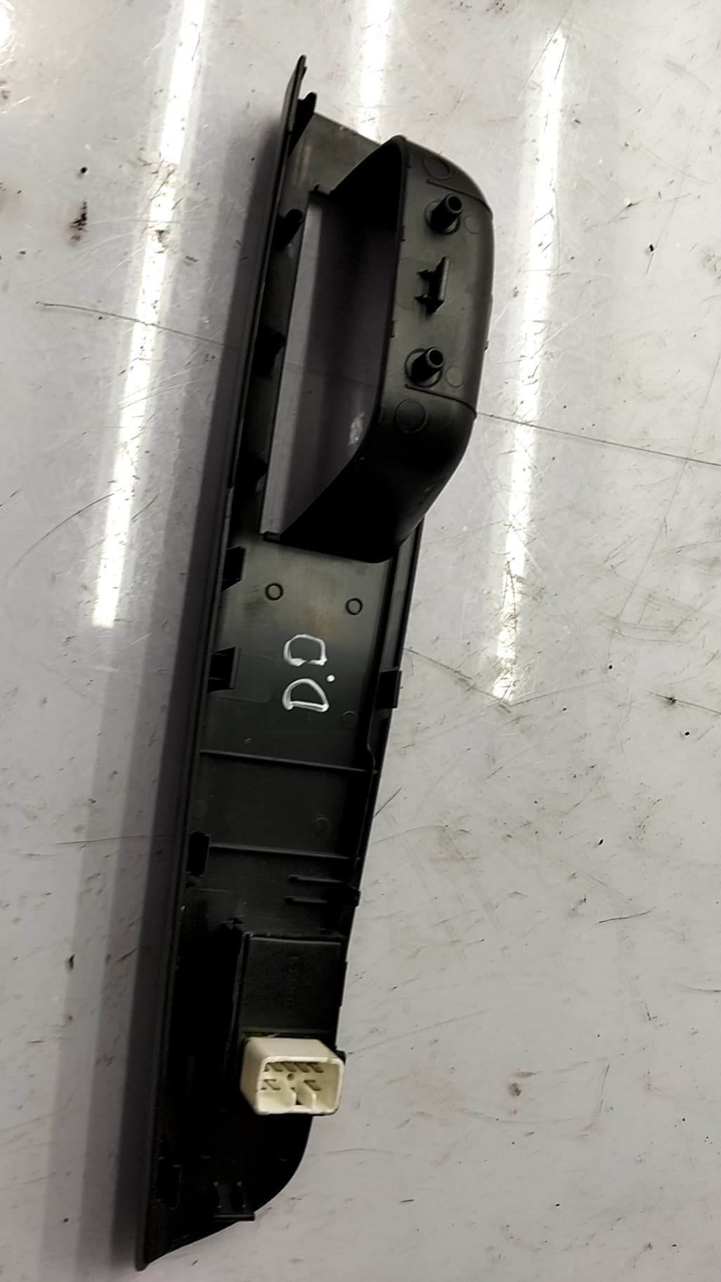 Mando elevalunas delantero derecho KIA CEED 4