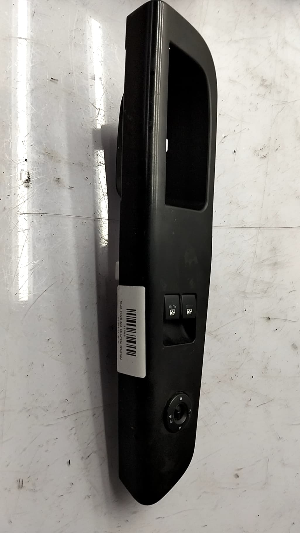 Mando elevalunas delantero izquierdo KIA CEED