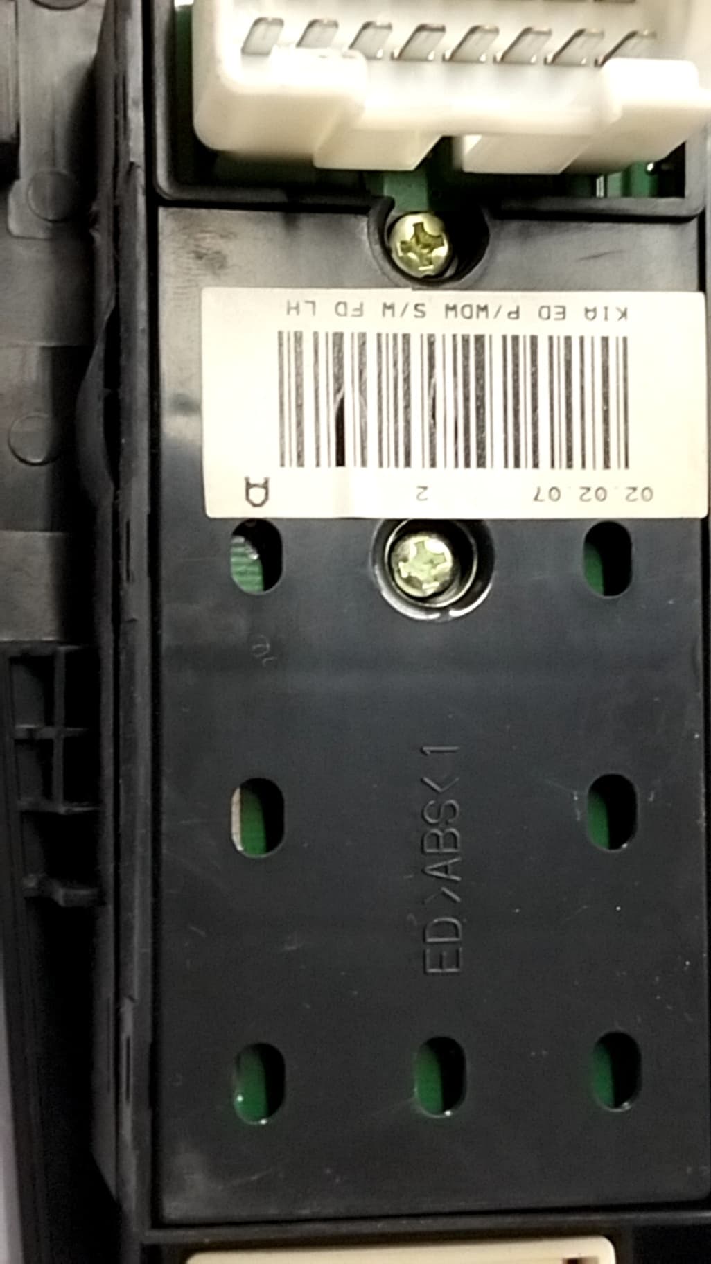 Mando elevalunas delantero izquierdo KIA CEED 2