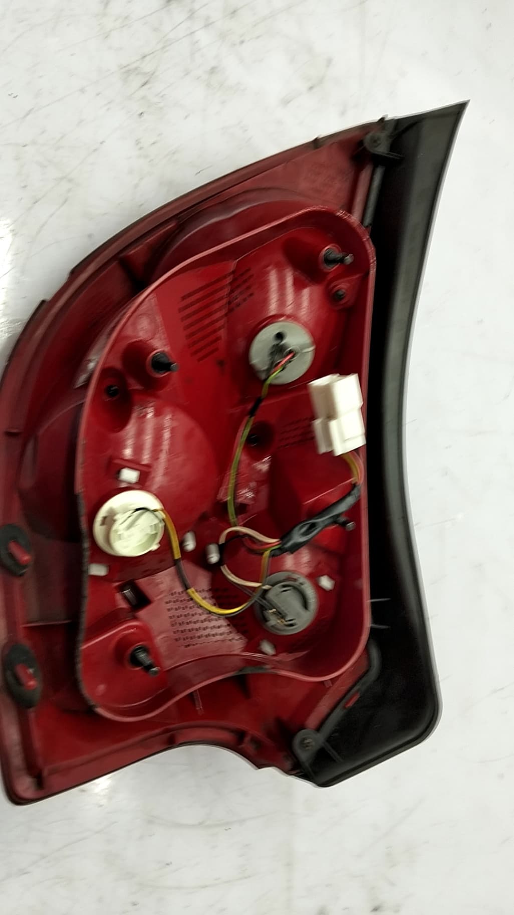 Piloto trasero izquierdo KIA CEED 3