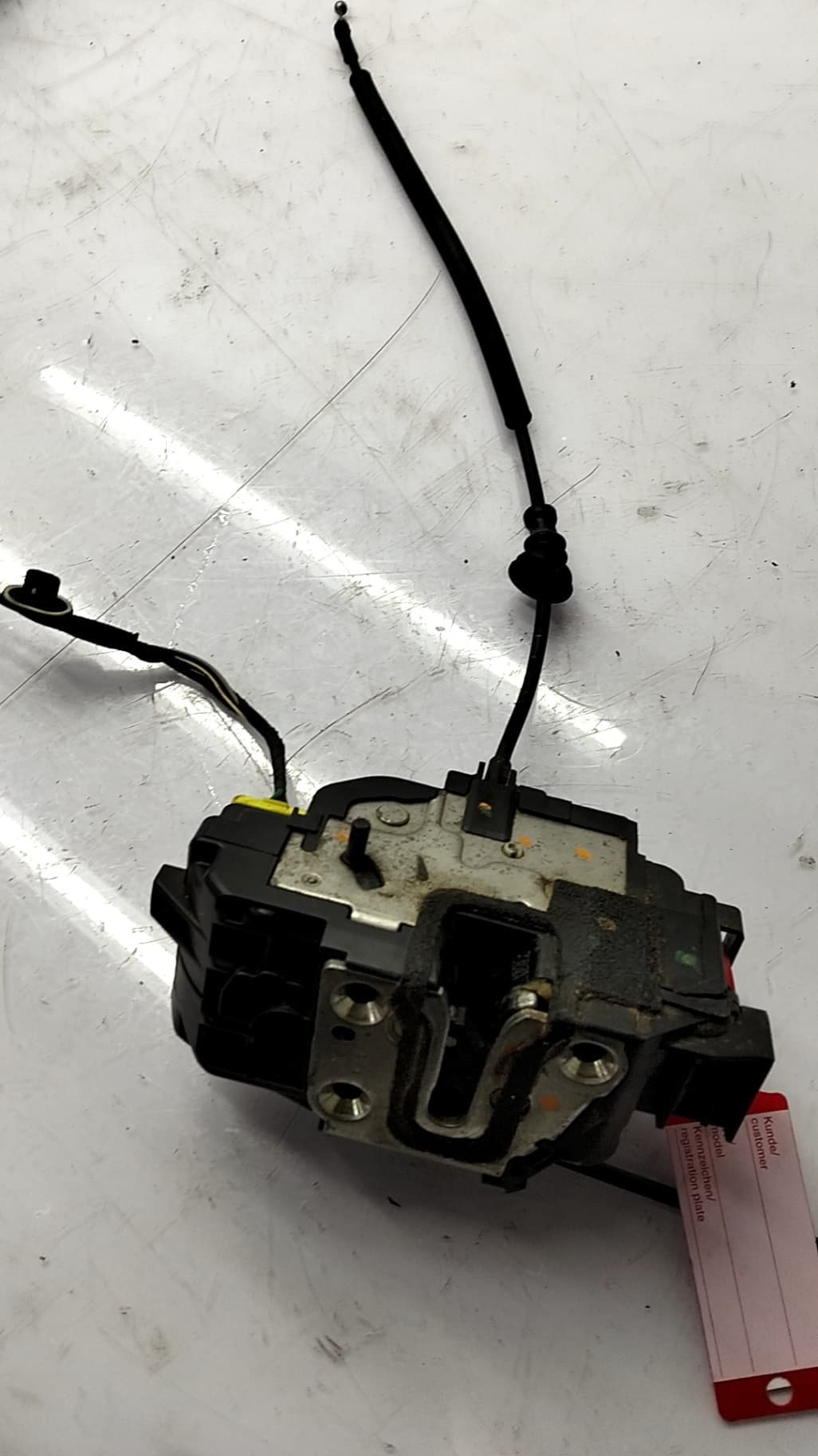 Cerradura puerta trasera derecha KIA CEED 3