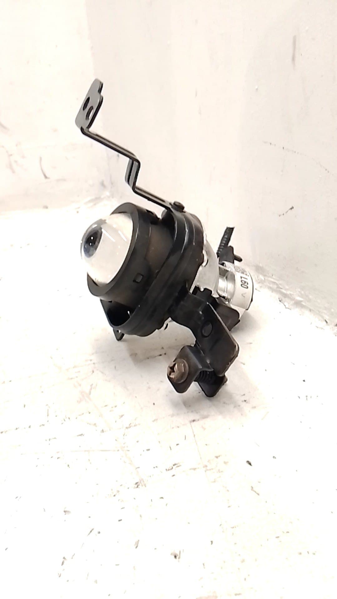 Faro antiniebla izquierdo KIA STONIC 3