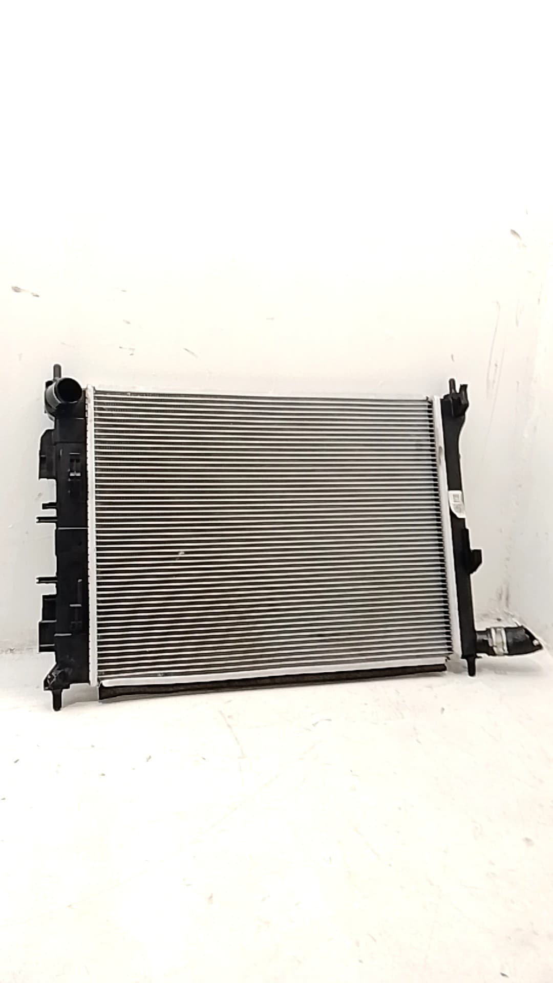 Radiador agua KIA STONIC