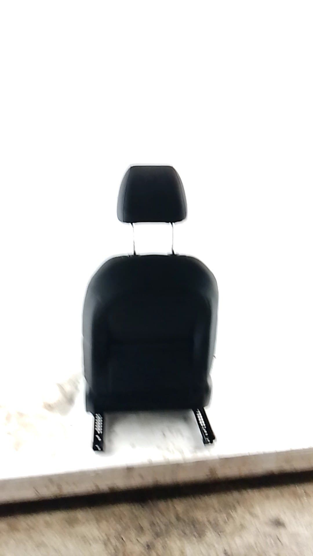 Asiento delantero derecho KIA STONIC 2