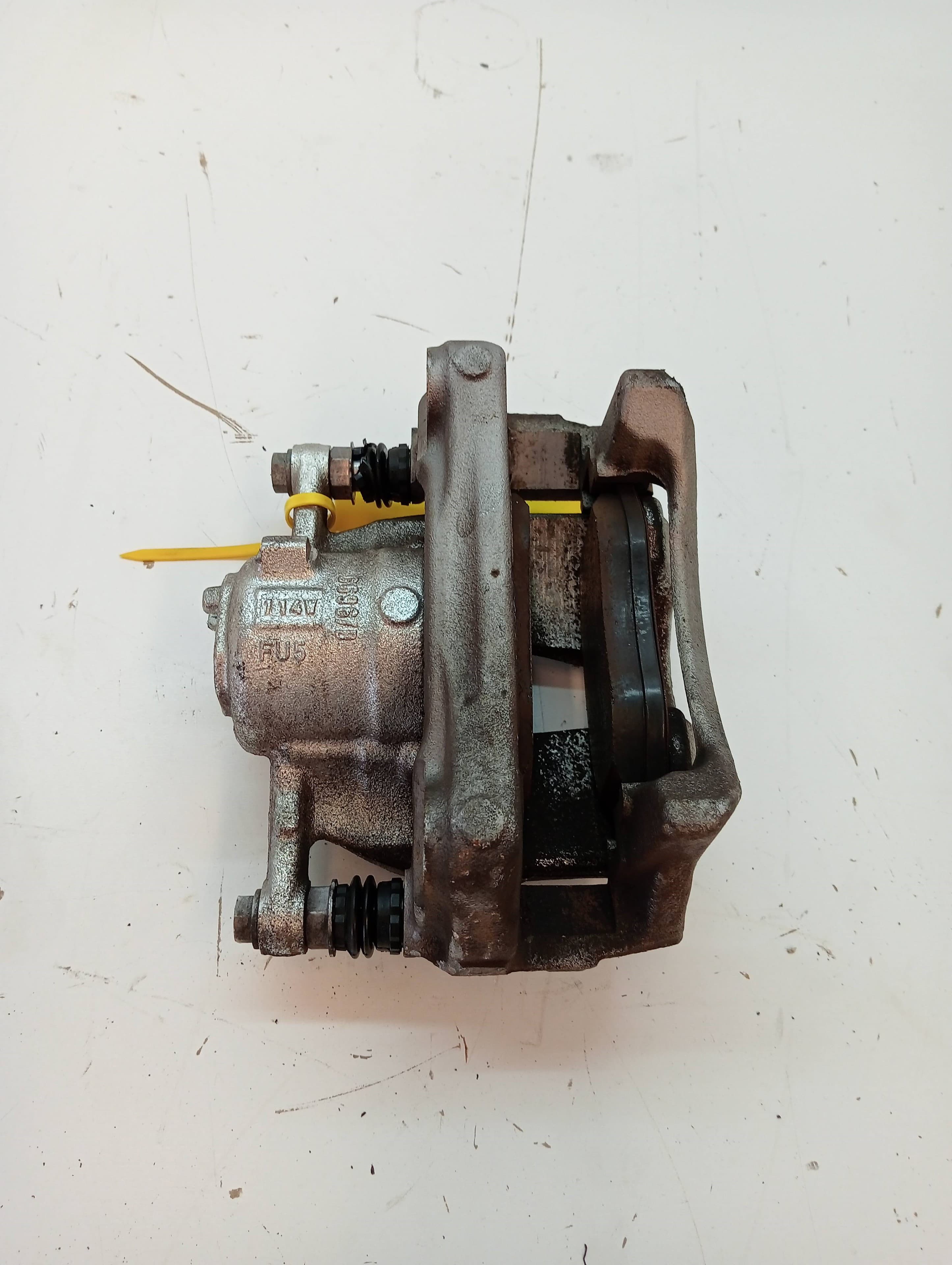 Recambio RENAULT MEGANE IV BERLINA 5P ref. 410012354R 3