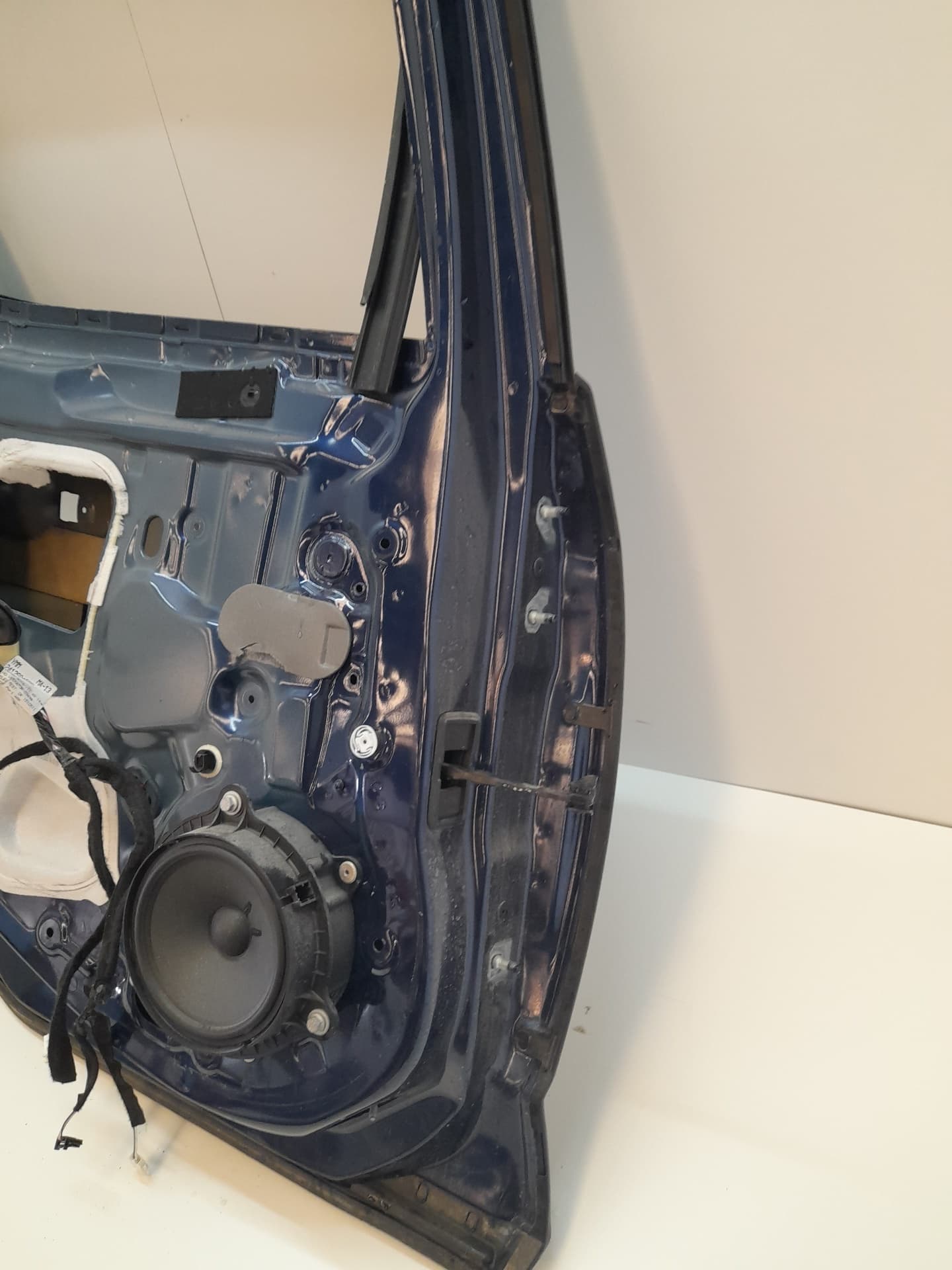 Puerta trasera izquierda RENAULT MEGANE IV BERLINA 5P 2