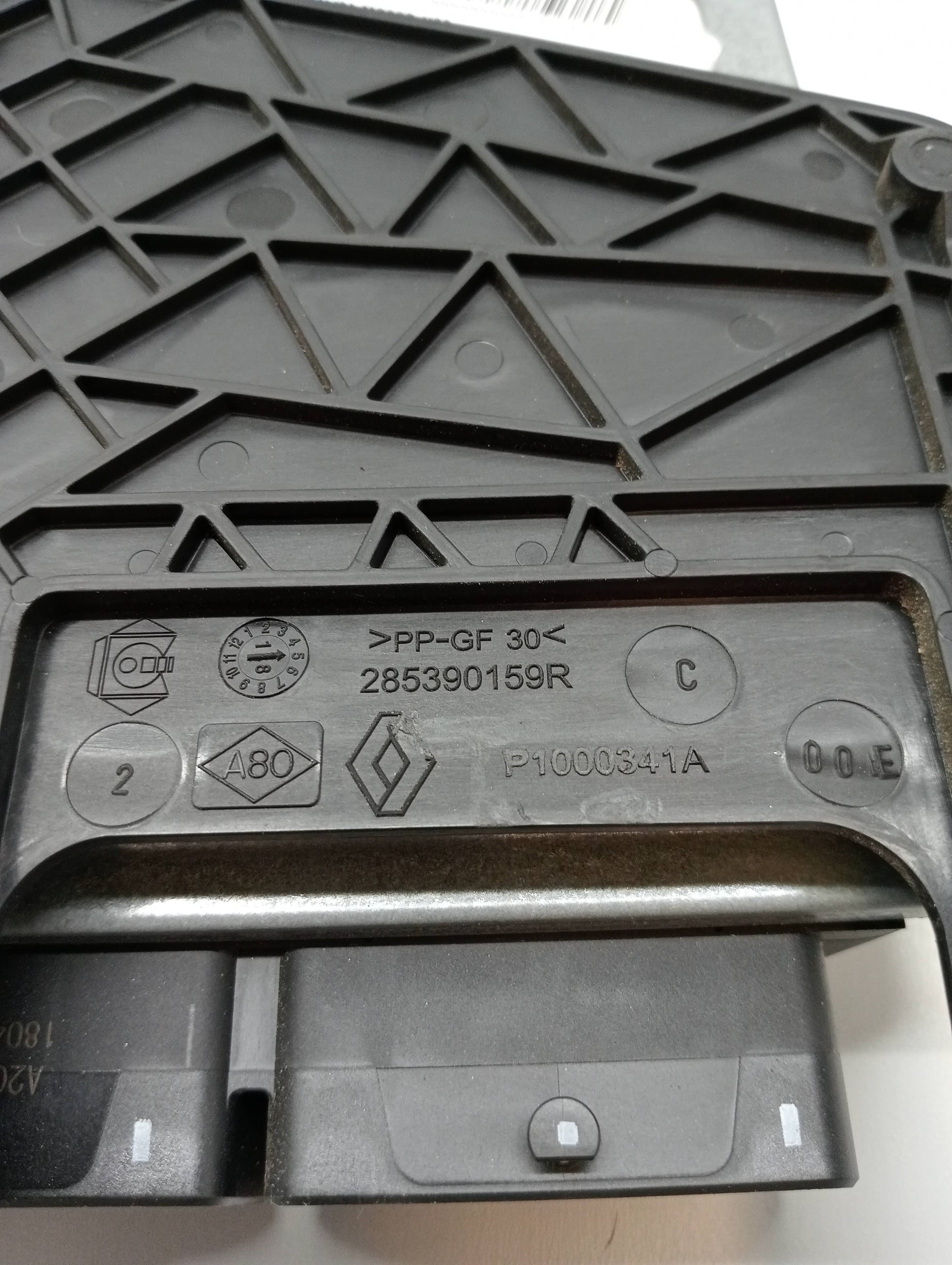 Centralita motor uce RENAULT MEGANE IV BERLINA 5P 2