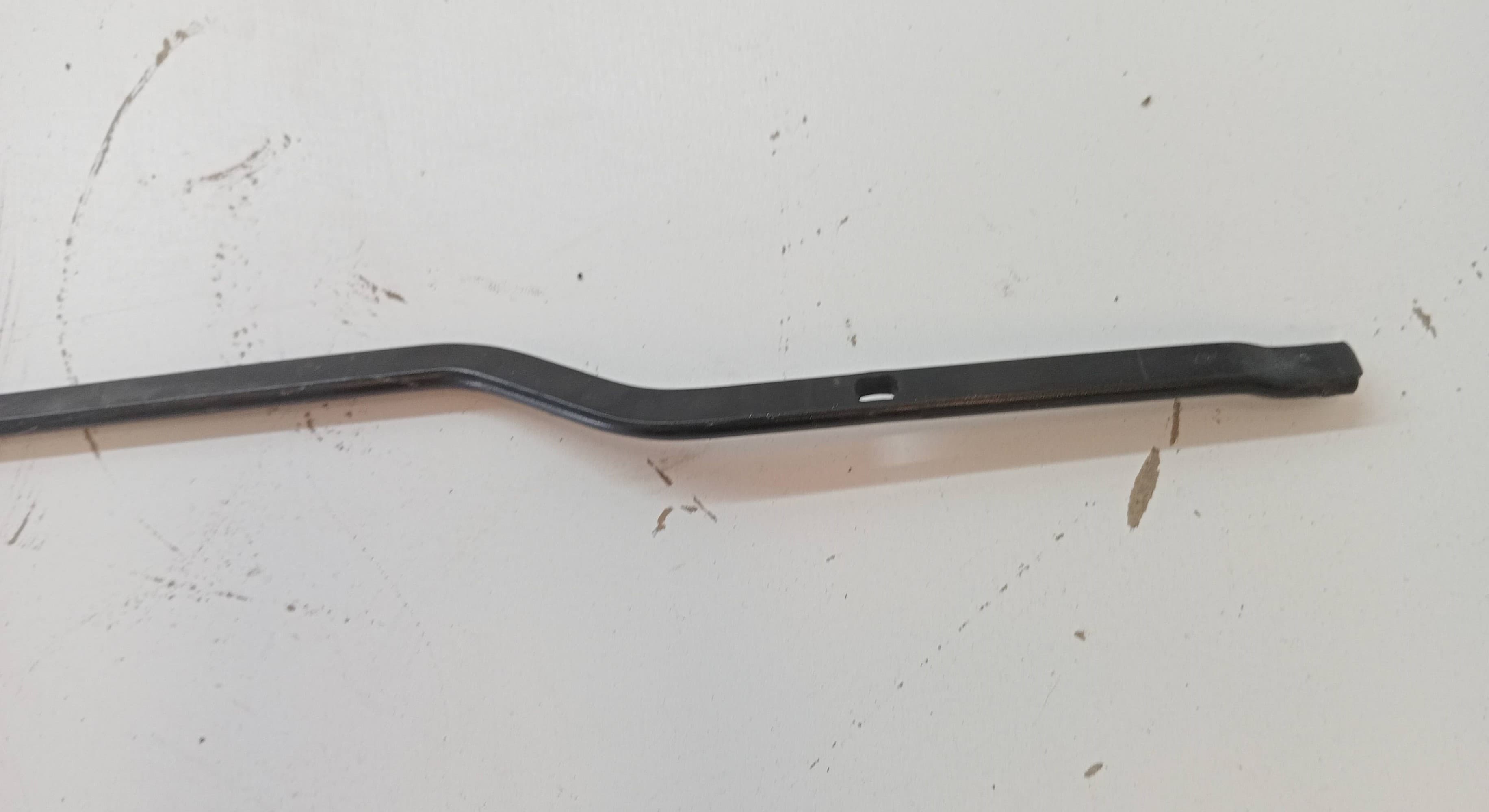Brazo limpia delantero izquierdo RENAULT MEGANE IV BERLINA 5P 2