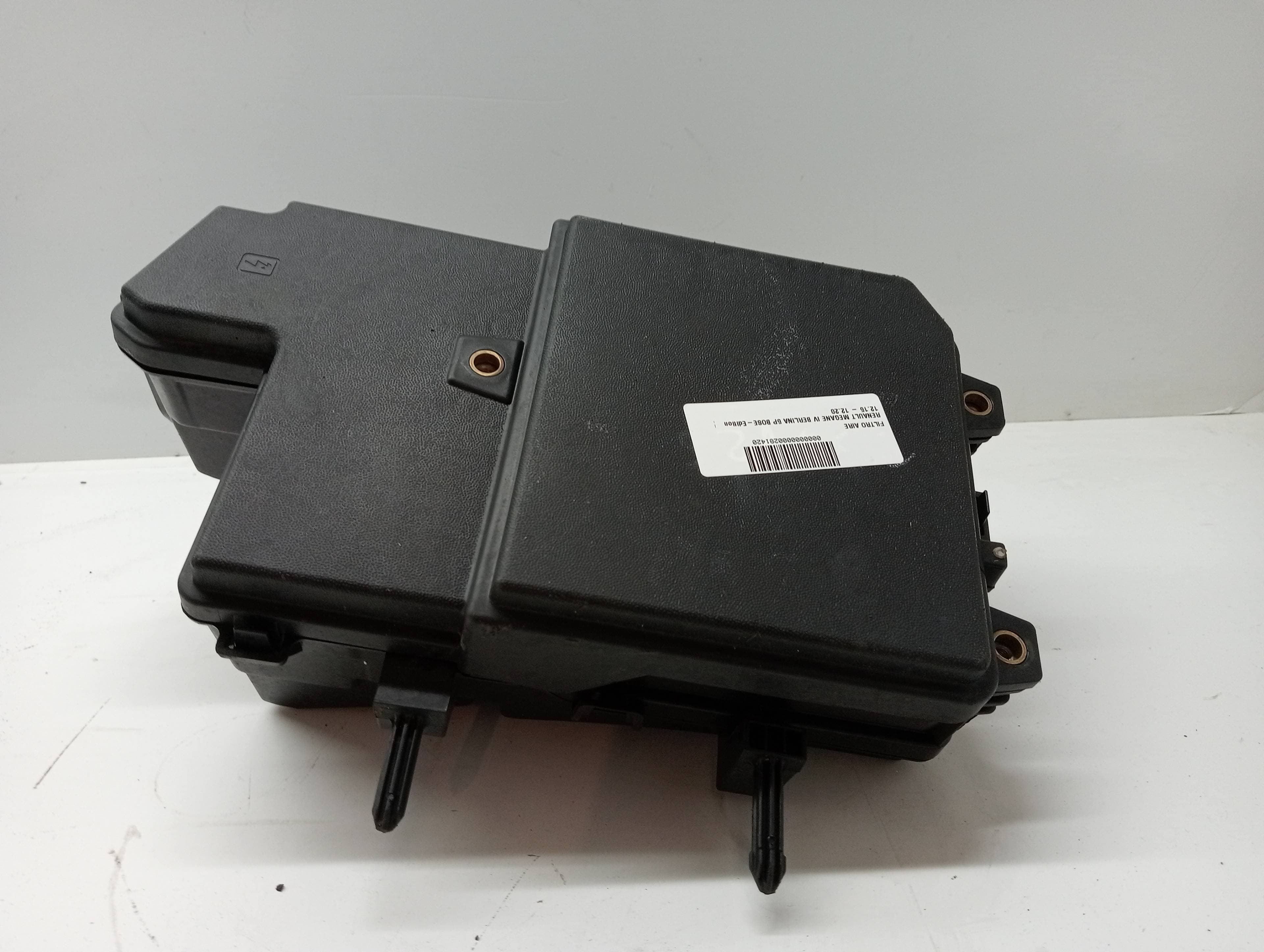 Caja filtro aire RENAULT MEGANE IV BERLINA 5P 4