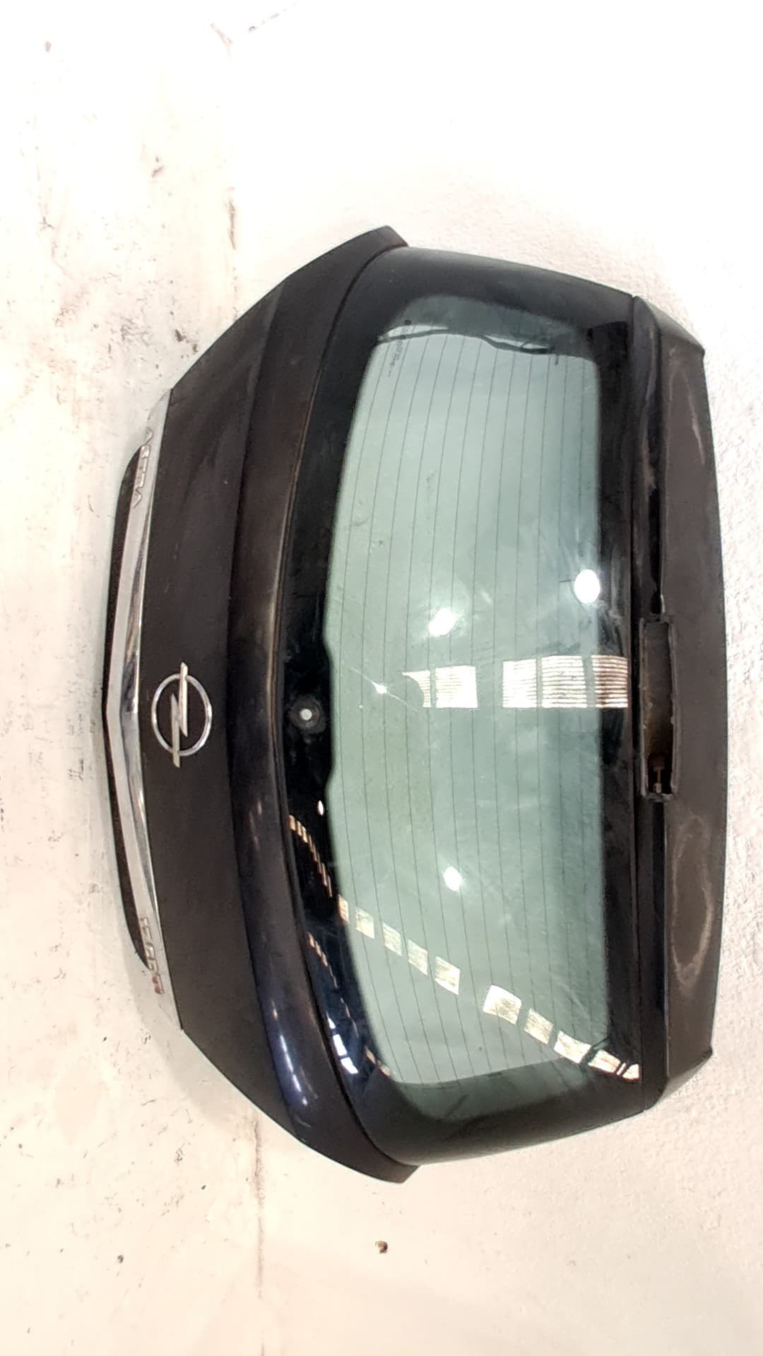 Porton trasero OPEL ASTRA H (A04)