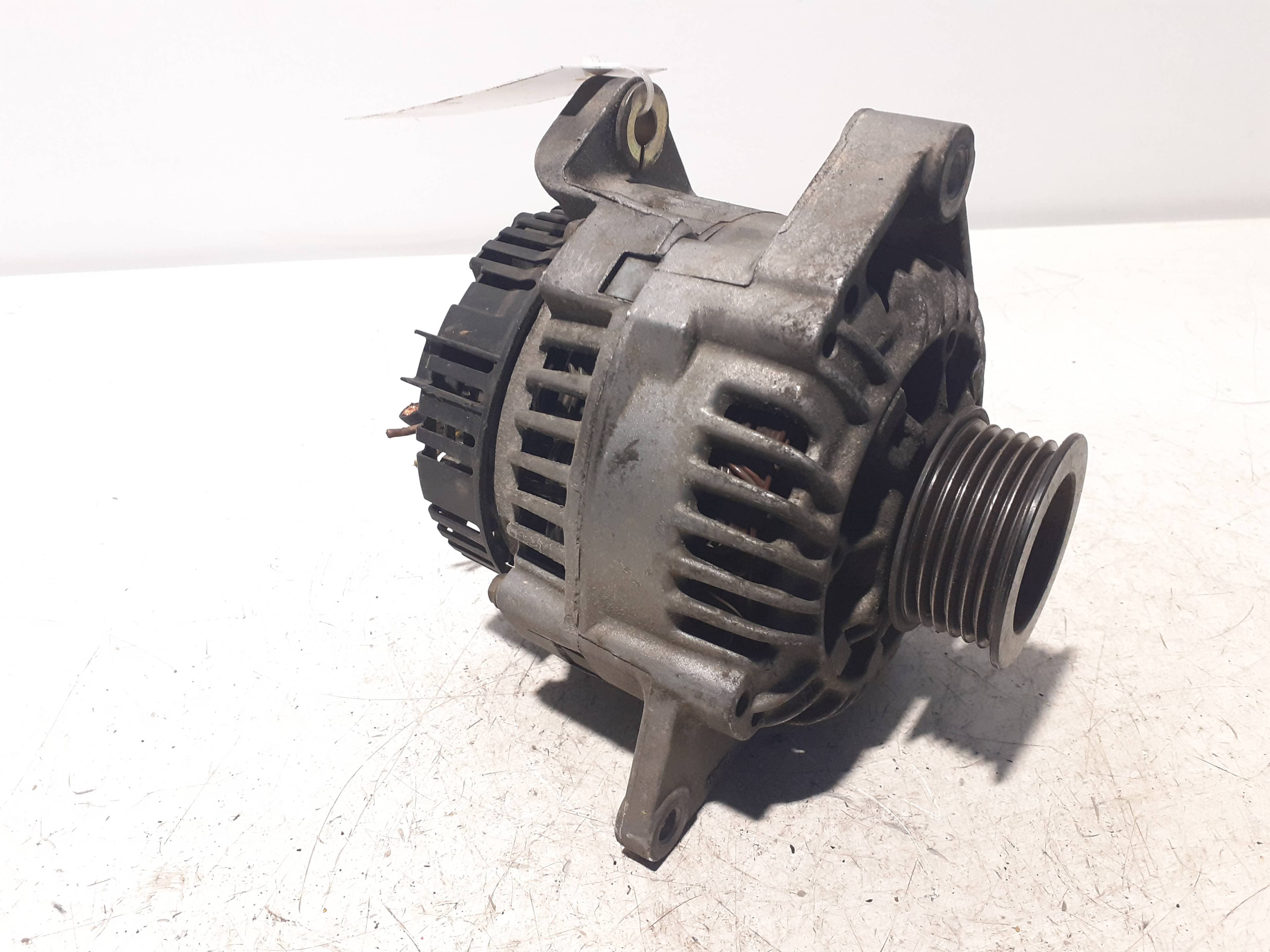 Alternador RENAULT LAGUNA (B56) 4