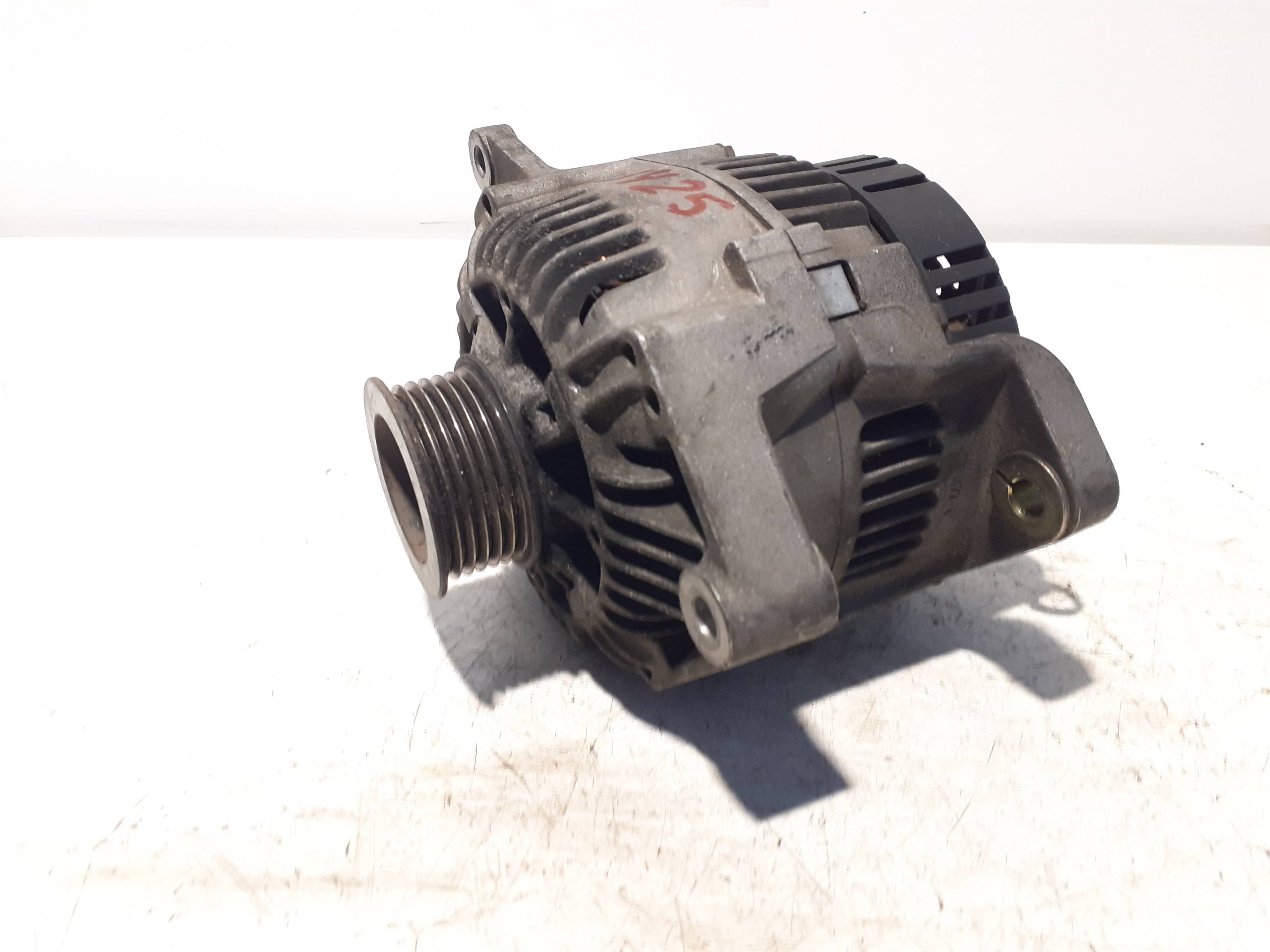 Alternador RENAULT LAGUNA (B56) 4
