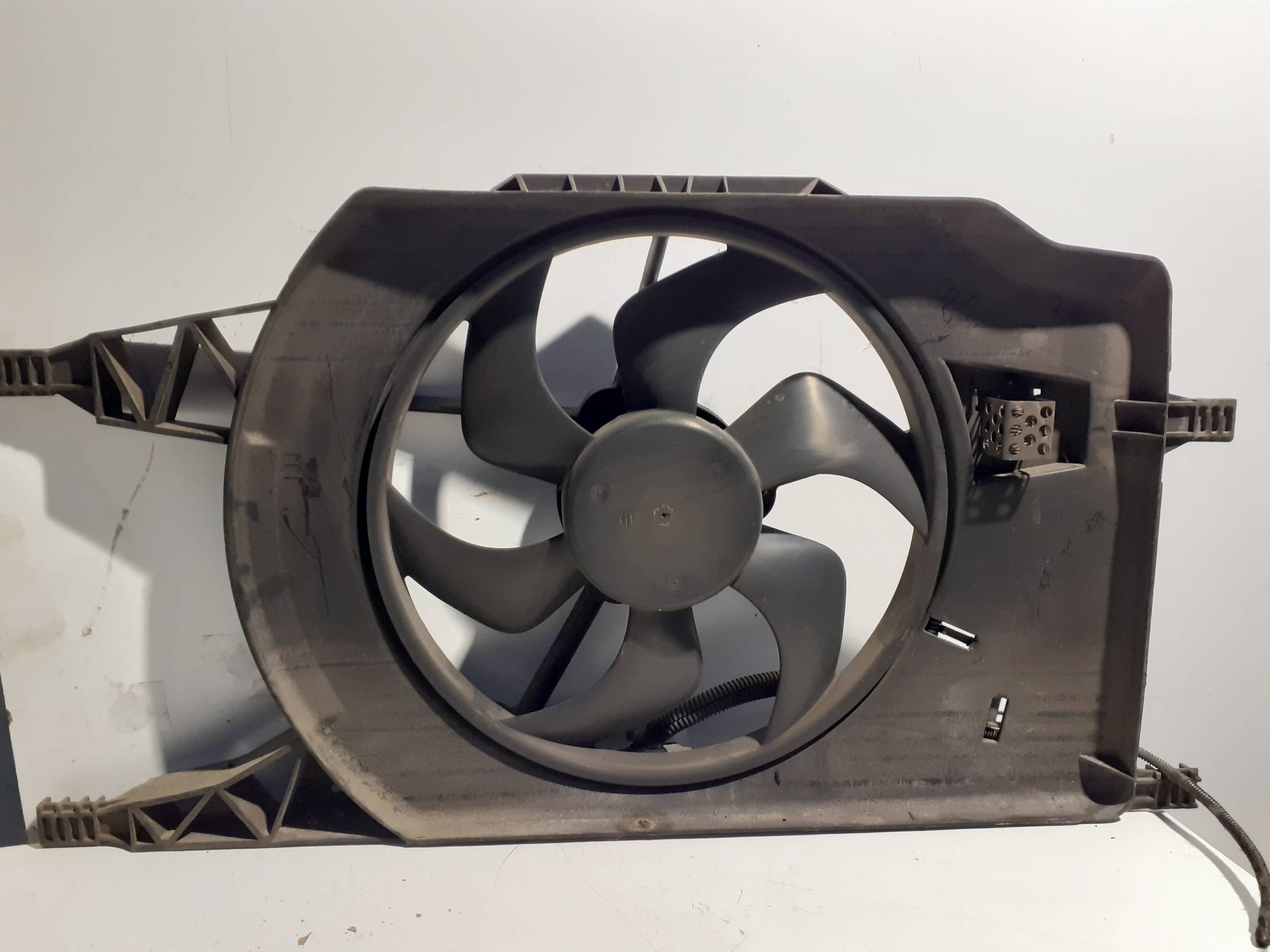 Electroventilador RENAULT LAGUNA (B56) 3