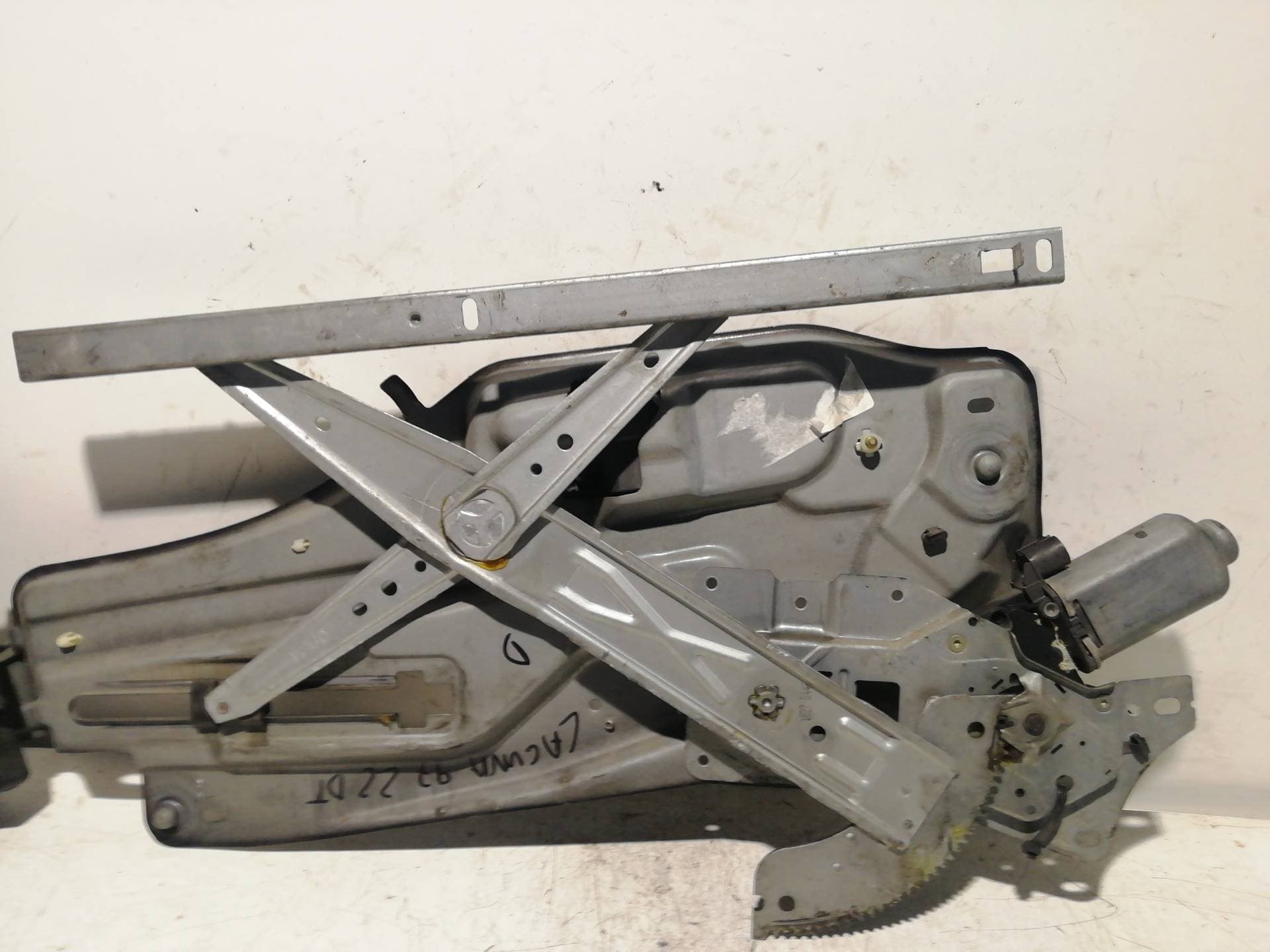 Elevalunas delantero derecho RENAULT LAGUNA (B56) 4