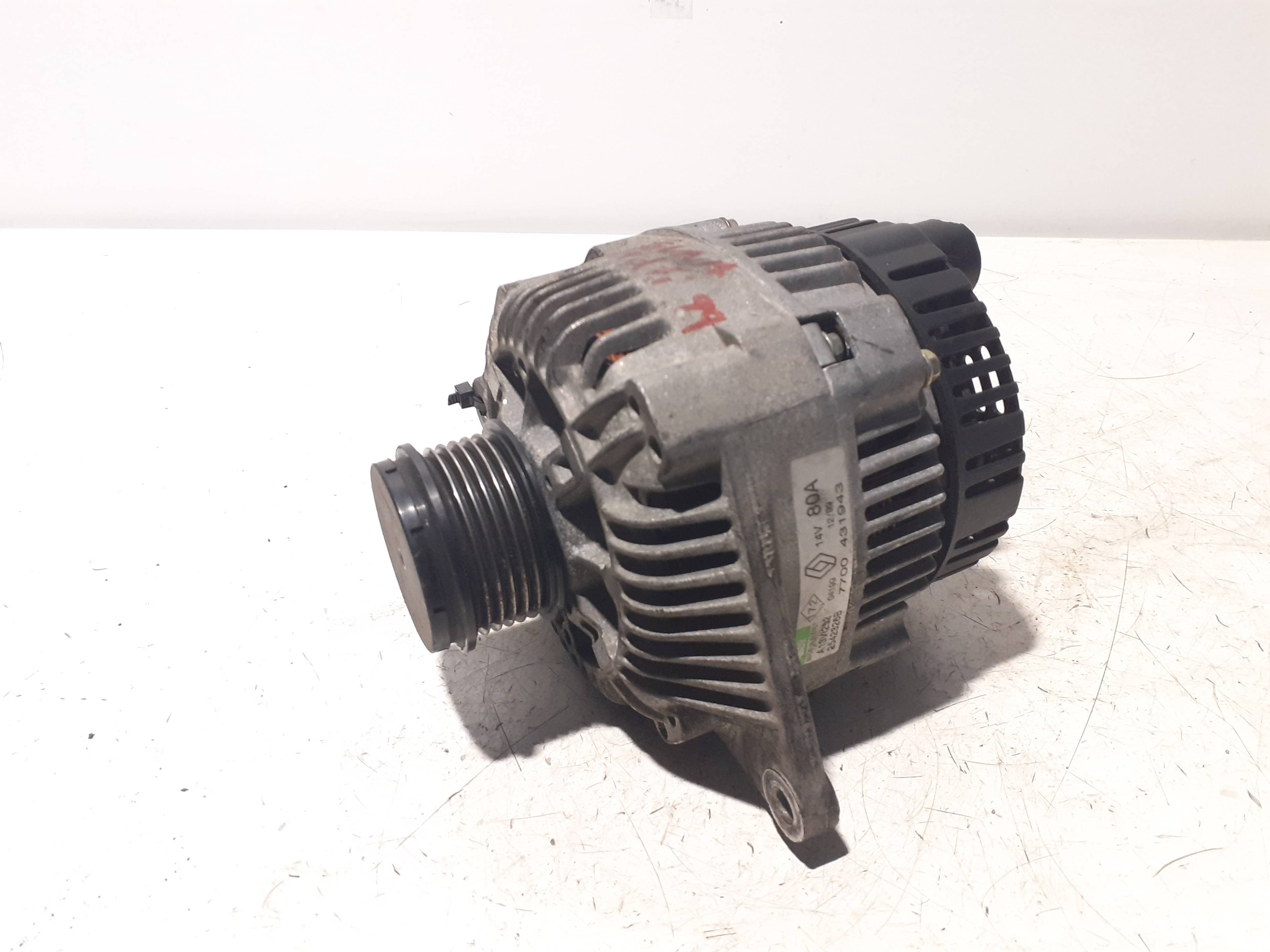 Alternador RENAULT LAGUNA (B56) 4