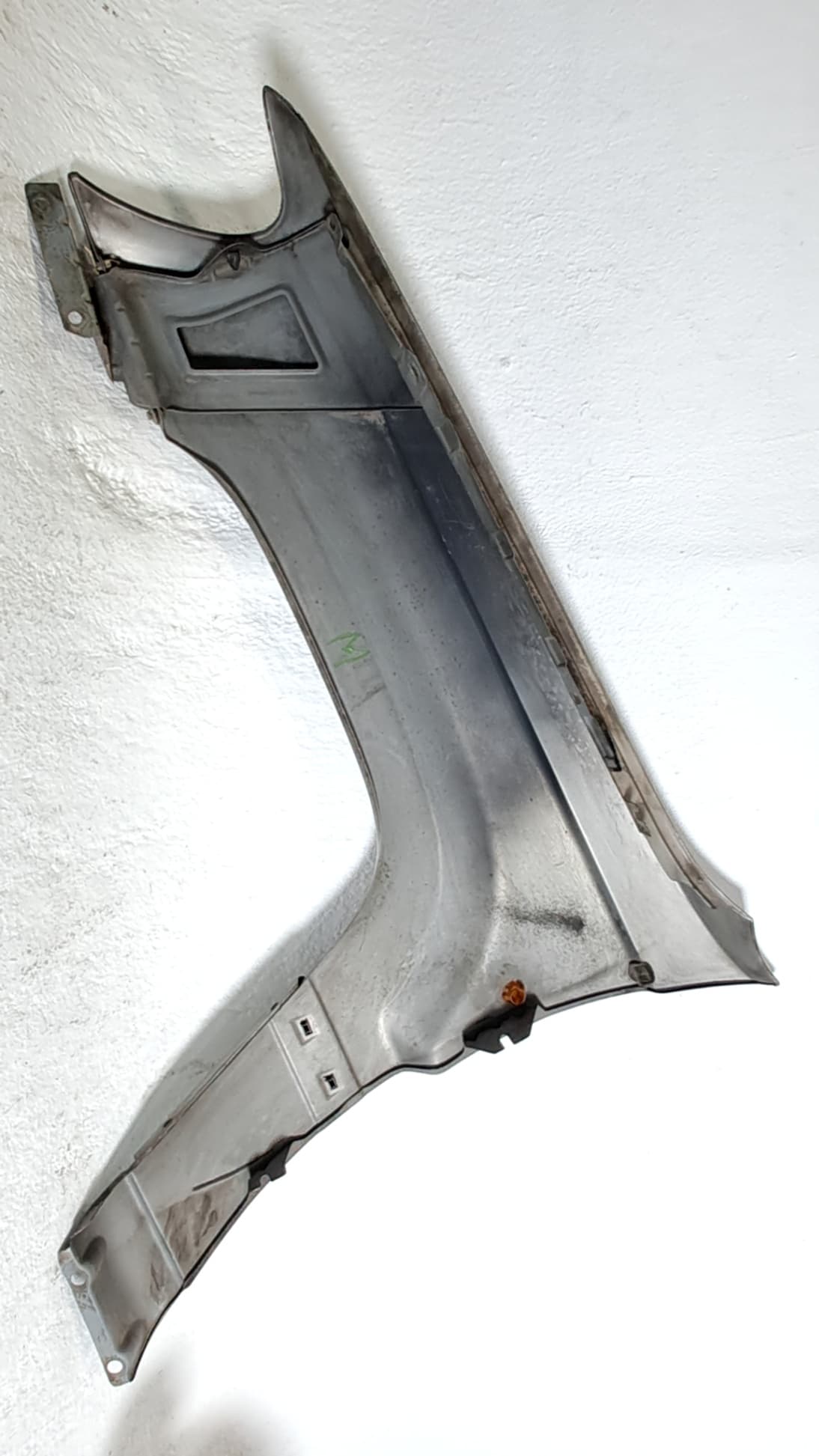 Aleta delantera derecha JEEP GRAND CHEROKEE (WL) 2