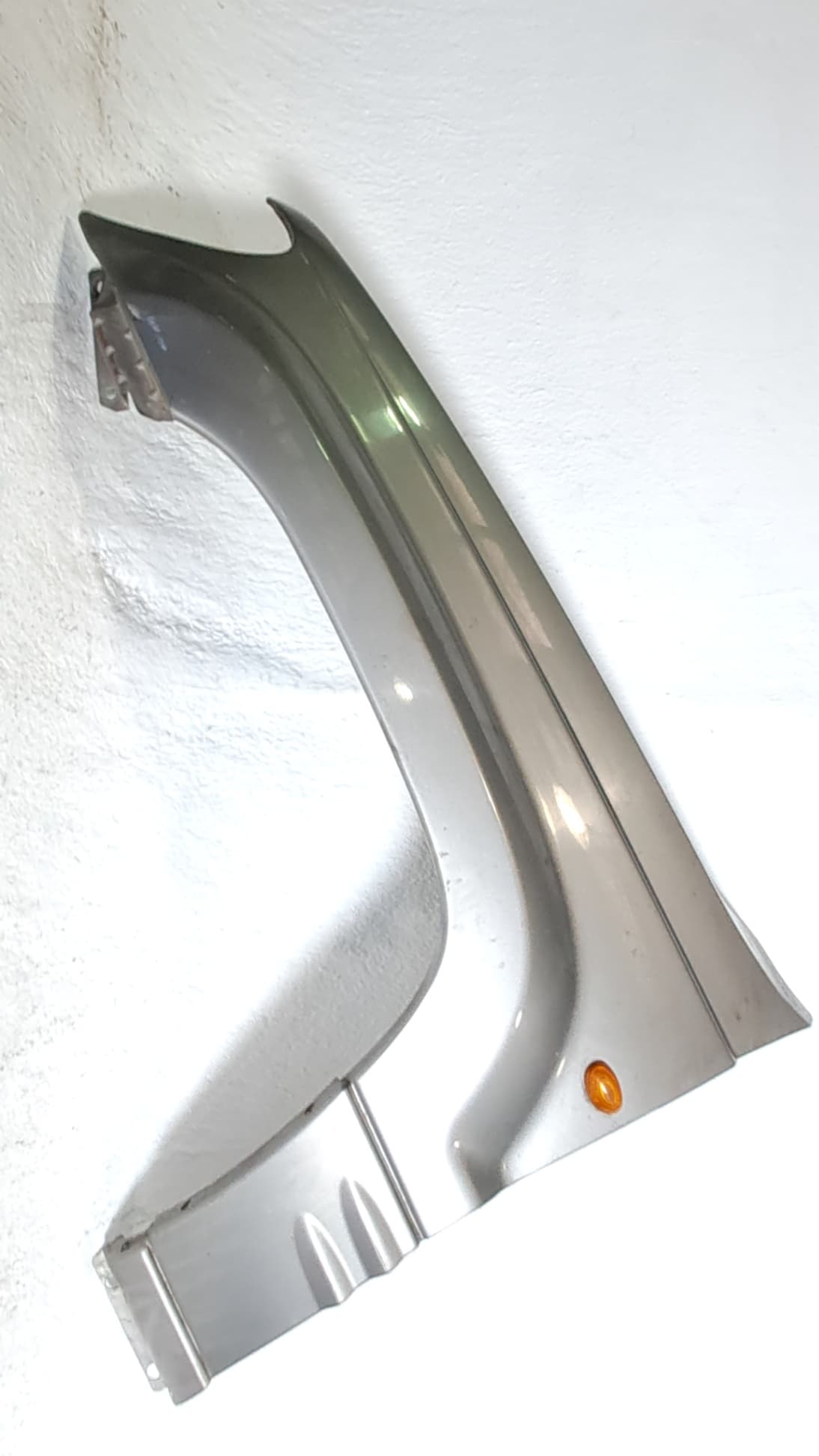 Aleta delantera izquierda JEEP GRAND CHEROKEE (WL)