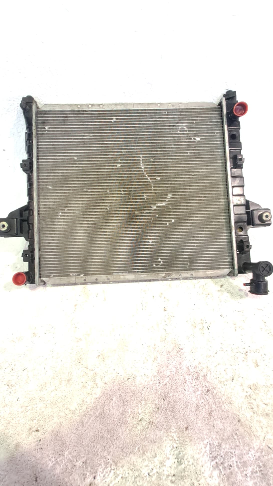 Radiador agua JEEP GRAND CHEROKEE (WL)