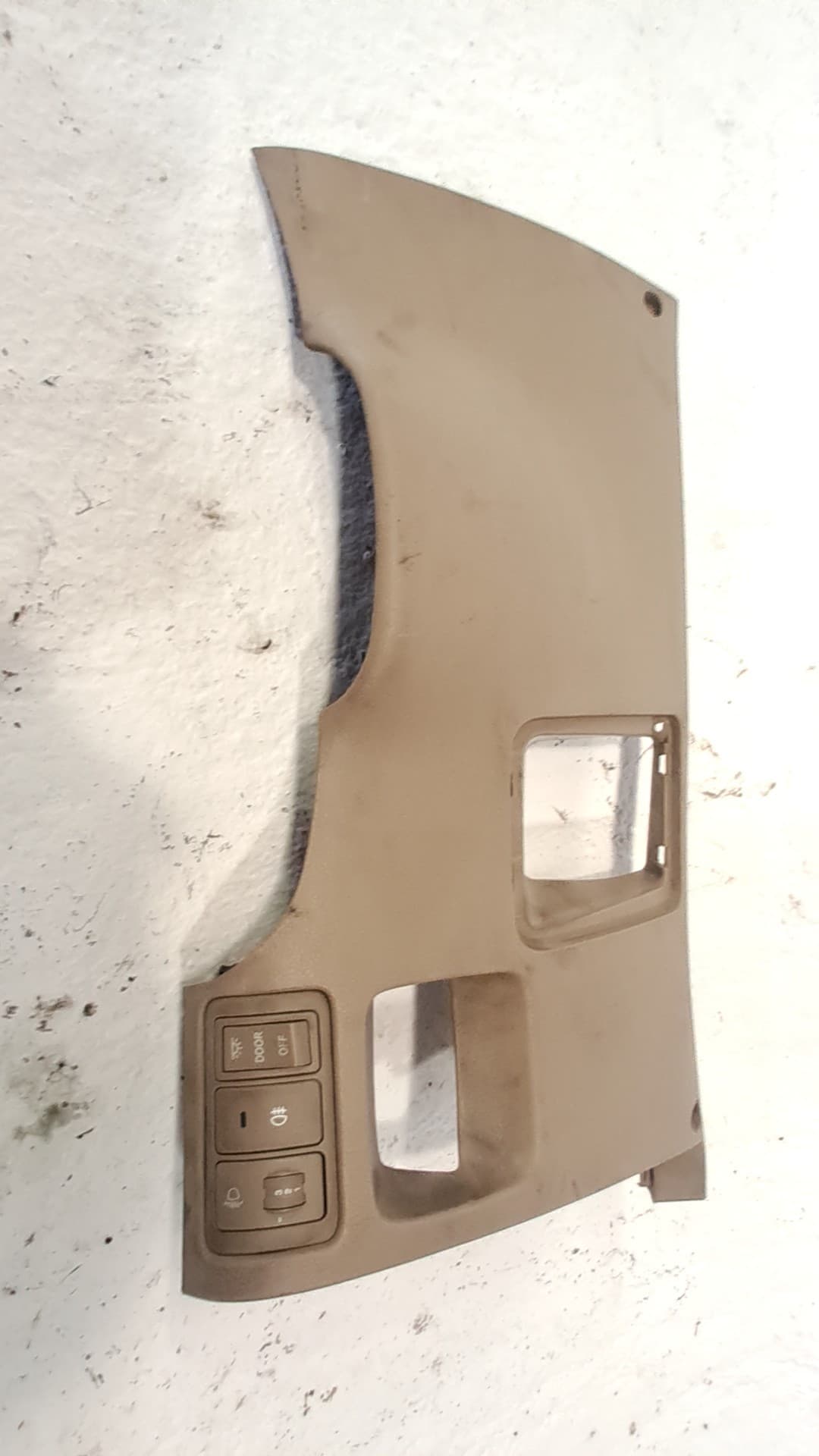 Moldura interior KIA CARNIVAL / GRAND CARNIVAL III (VQ)