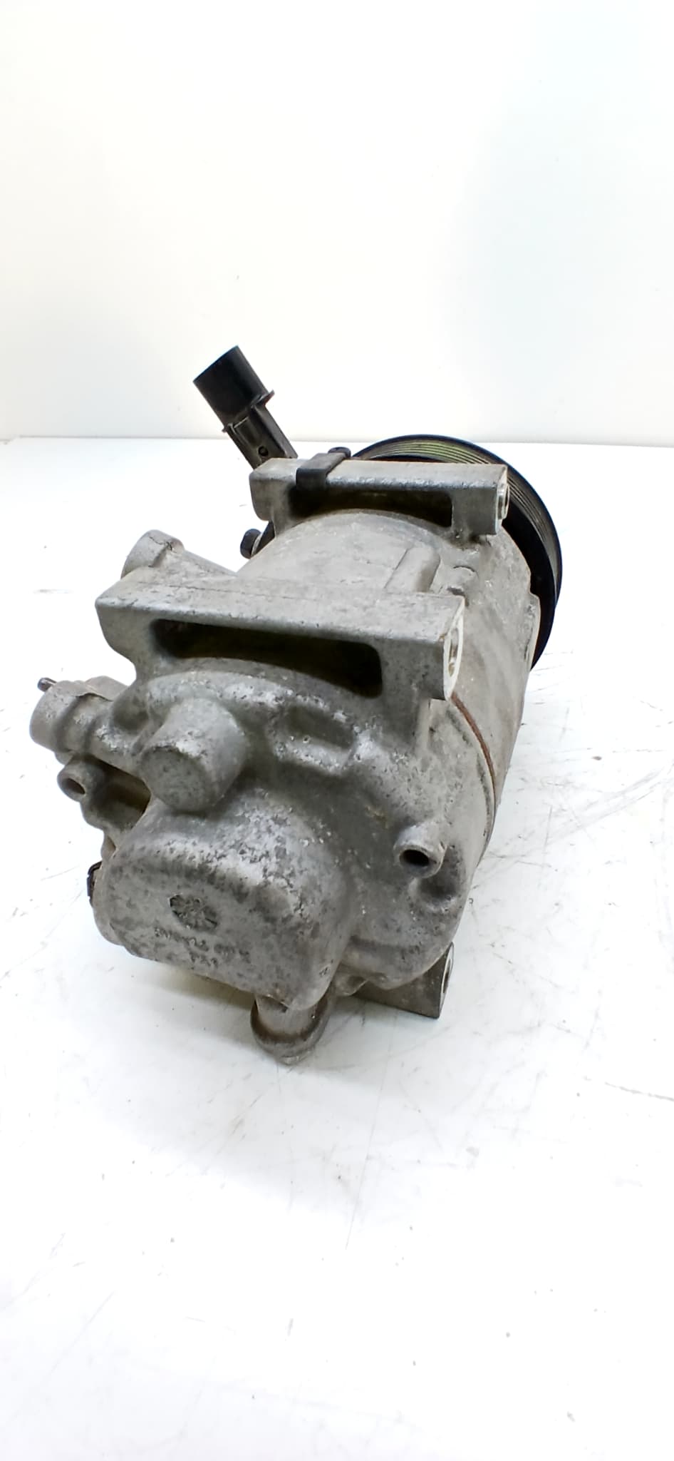 Recambio HYUNDAI I20 ref. 97701C8051 3
