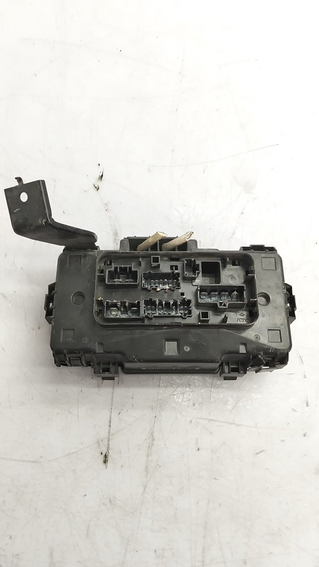 Caja reles / fusibles HONDA CIVIC VII HATCHBACK (EU, EP, EV) 3