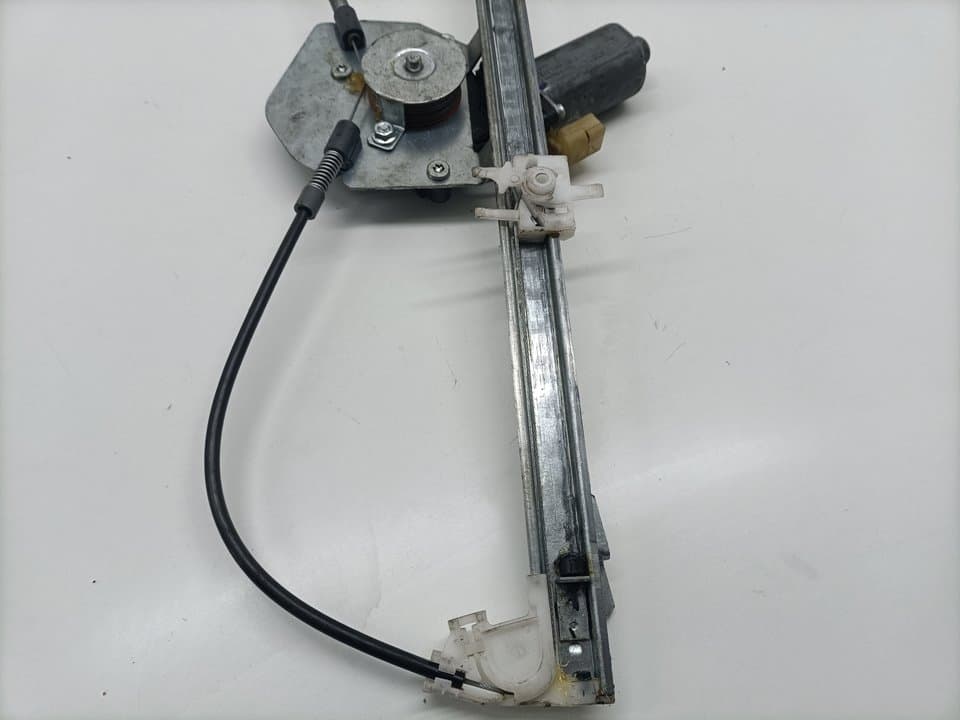 Elevalunas trasero izquierdo BMW X5 (E53) 3