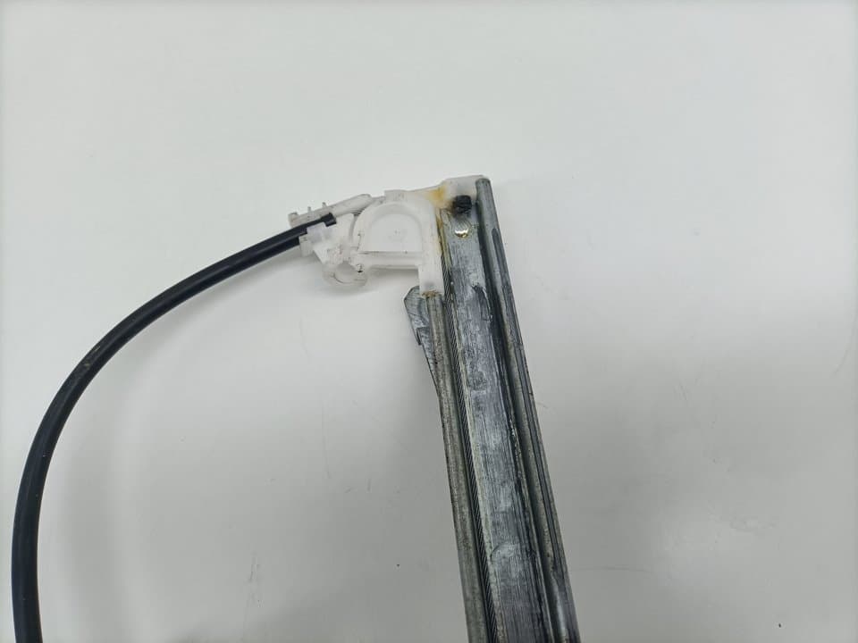 Elevalunas trasero izquierdo BMW X5 (E53) 2