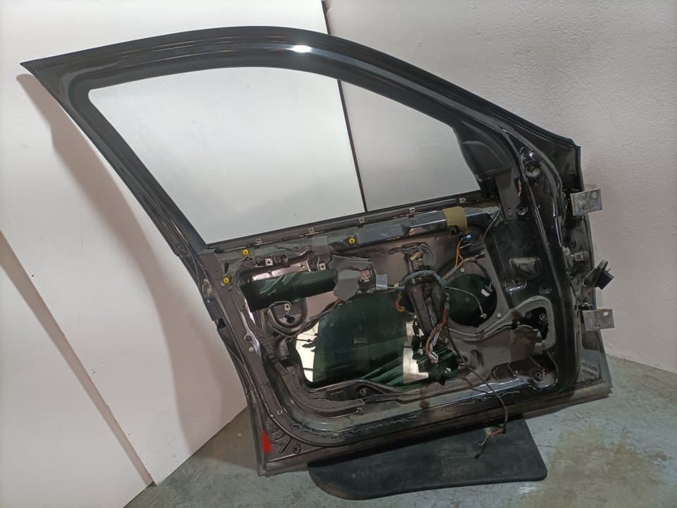 Puerta delantera izquierda BMW X5 (E53) 4