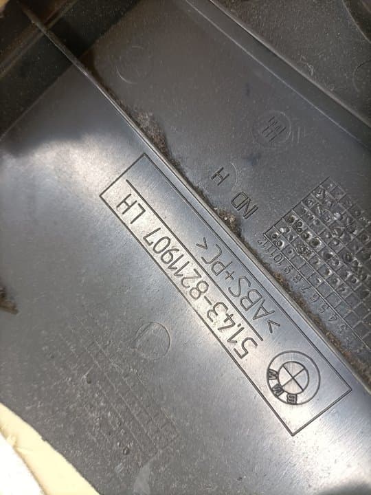 Plastico BMW X5 (E53) 3