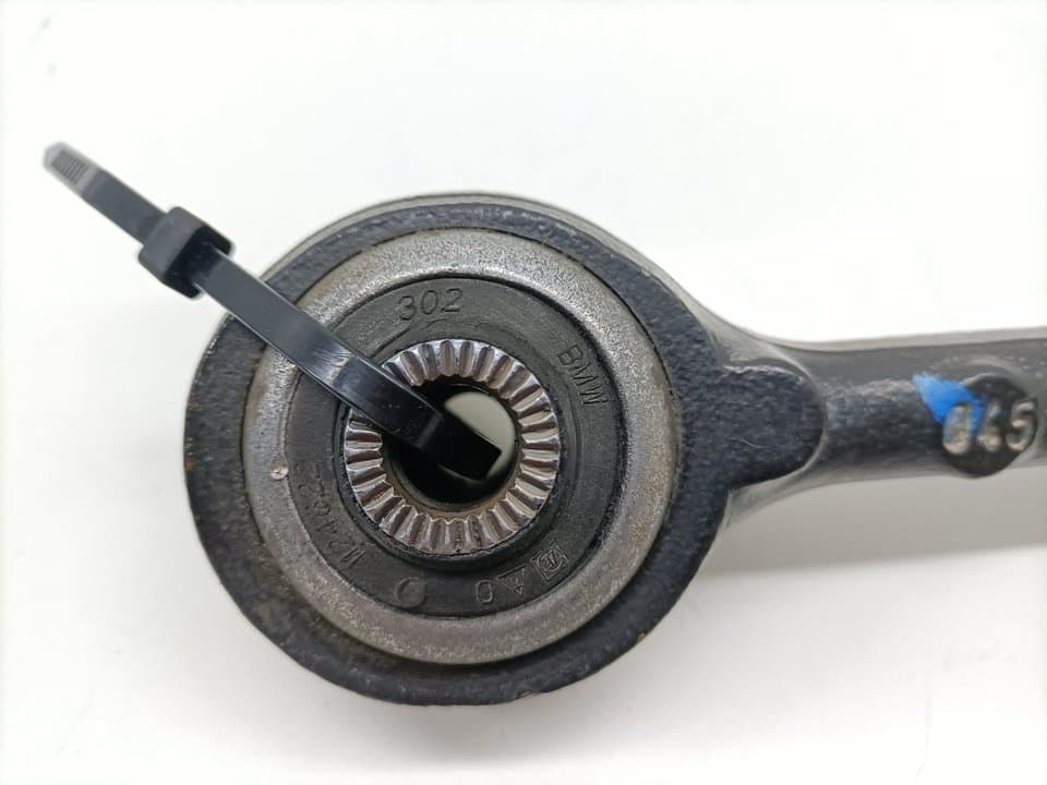 Brazo suspension inferior delantero derecho BMW X5 (E53) 4