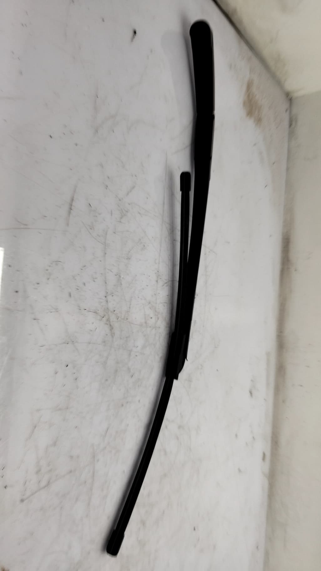 Brazo limpia delantero izquierdo HONDA CIVIC BERLINA (FN) 3