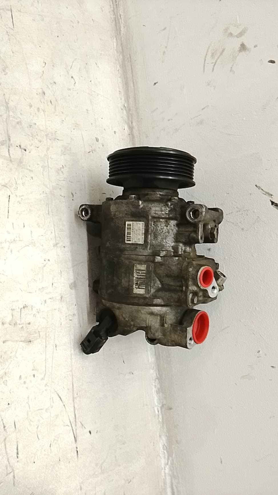 Recambio AUDI A4 AVANT (8E) ref. 8E0260805CB