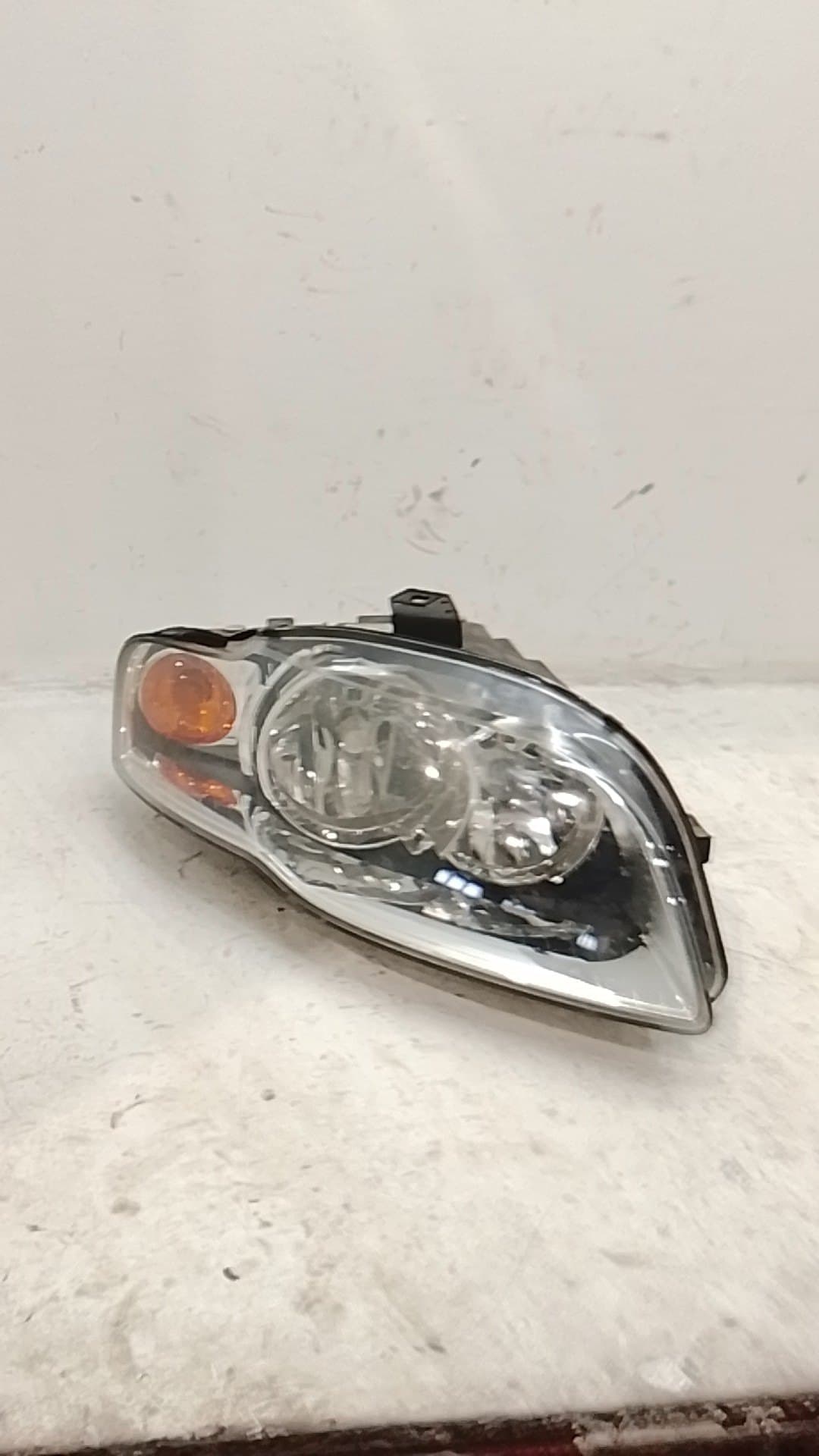 Faro derecho AUDI A4 AVANT (8E)