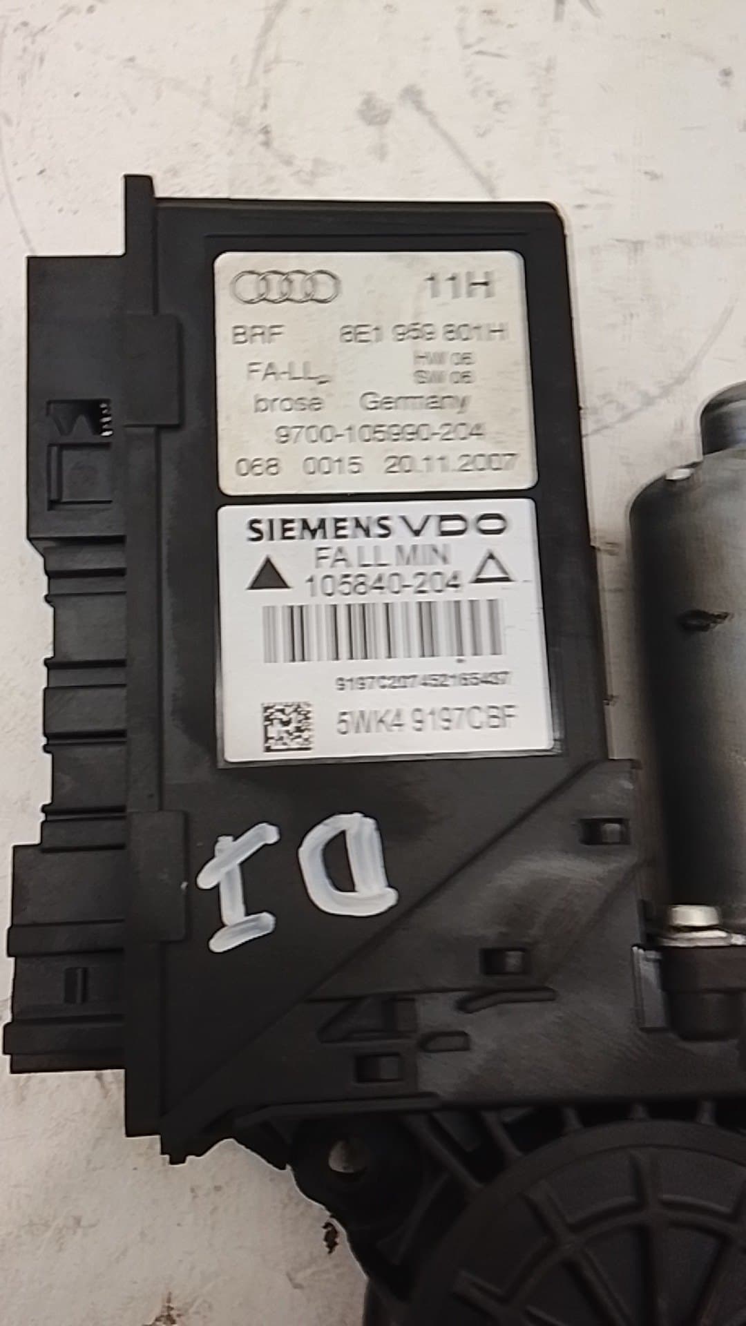 Motor elevalunas delantero izquierdo AUDI A4 AVANT (8E) 4