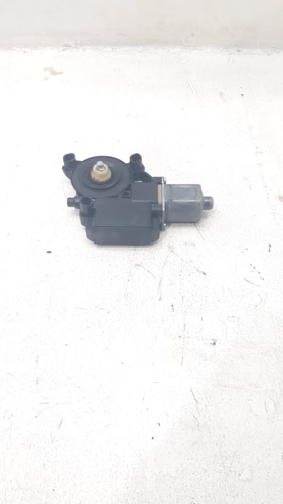 Motor elevalunas delantero derecho VOLKSWAGEN POLO (6R1)