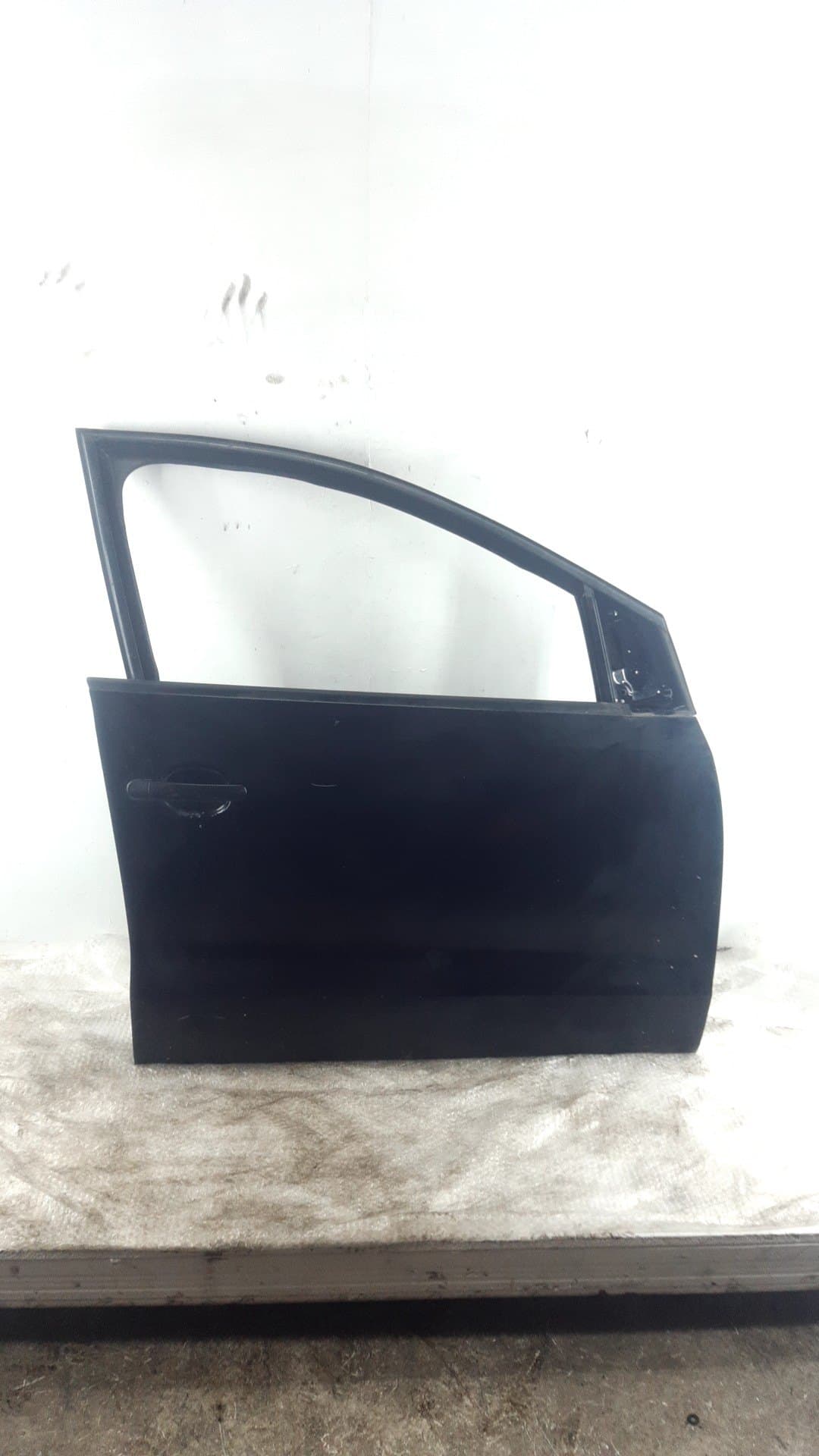 Puerta delantera derecha VOLKSWAGEN POLO (6R1)