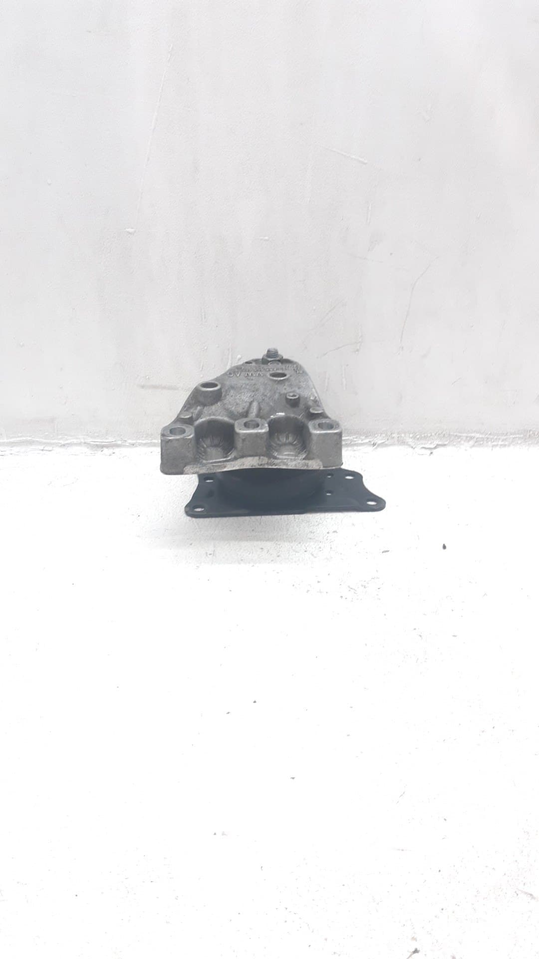 Soporte motor VOLKSWAGEN POLO (6R1) 4